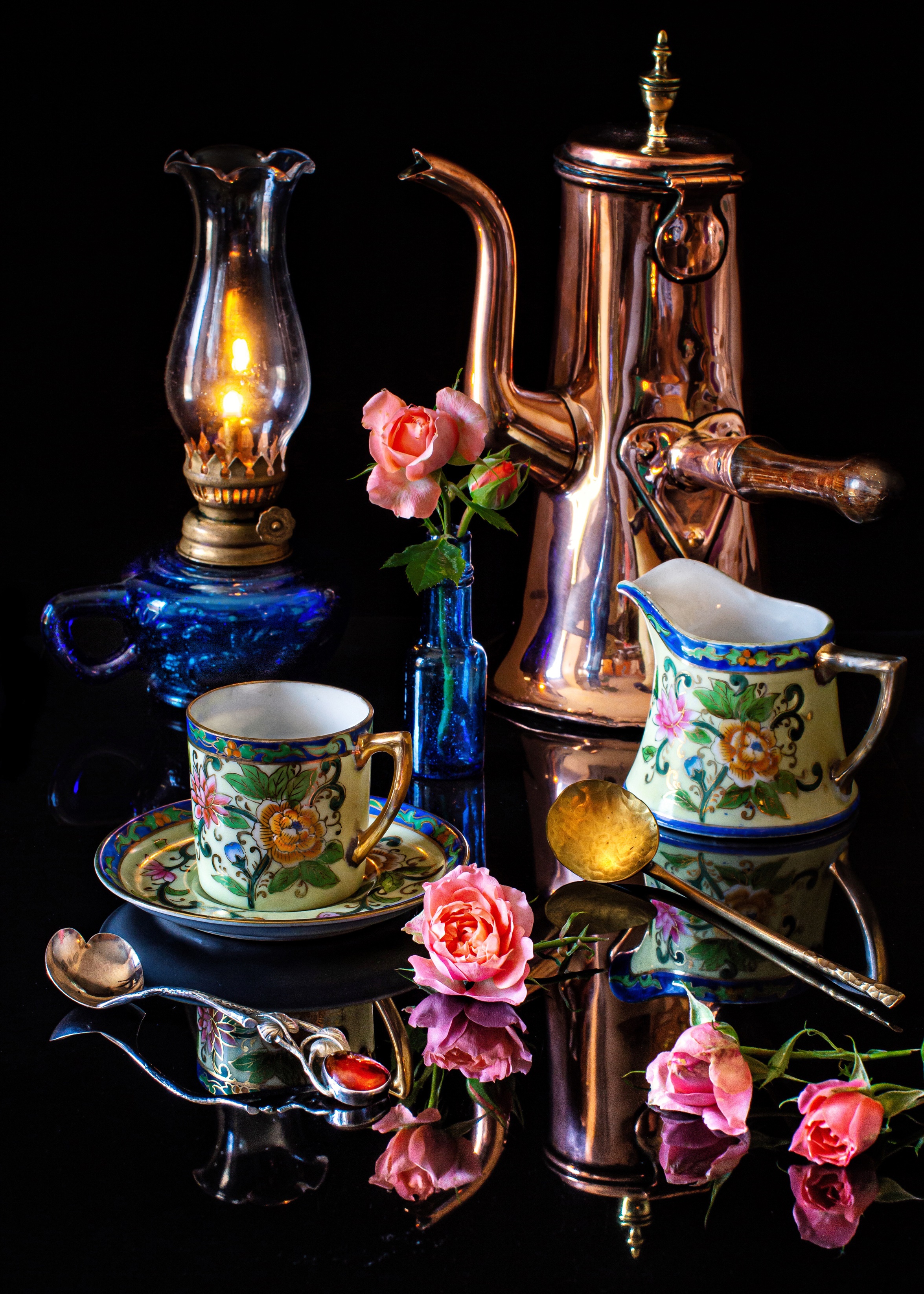 Still-life with kerosene lamp, roses, and coffee set HD Phone Wallpaper