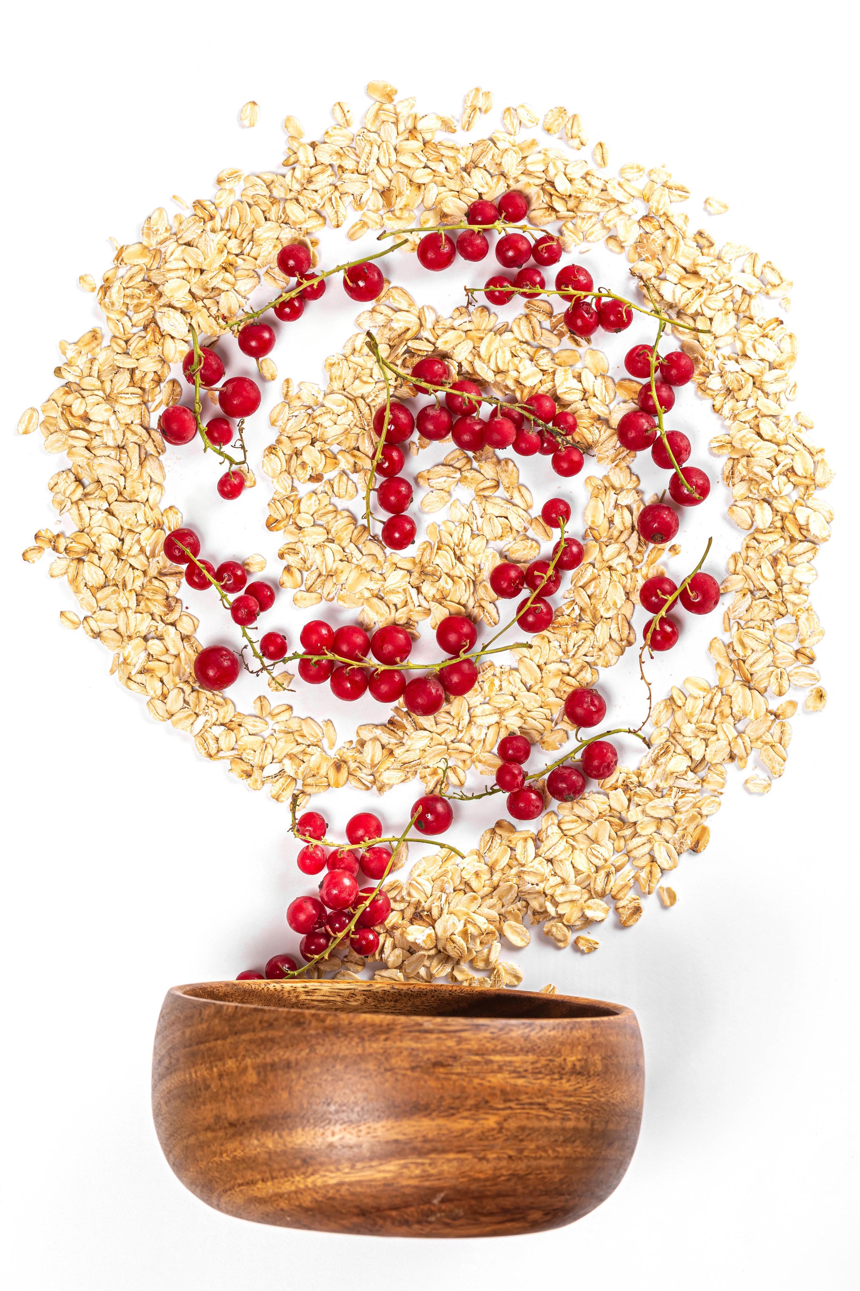 Oatmeal and Red Currants in a Wooden Bowl HD Phone Wallpaper