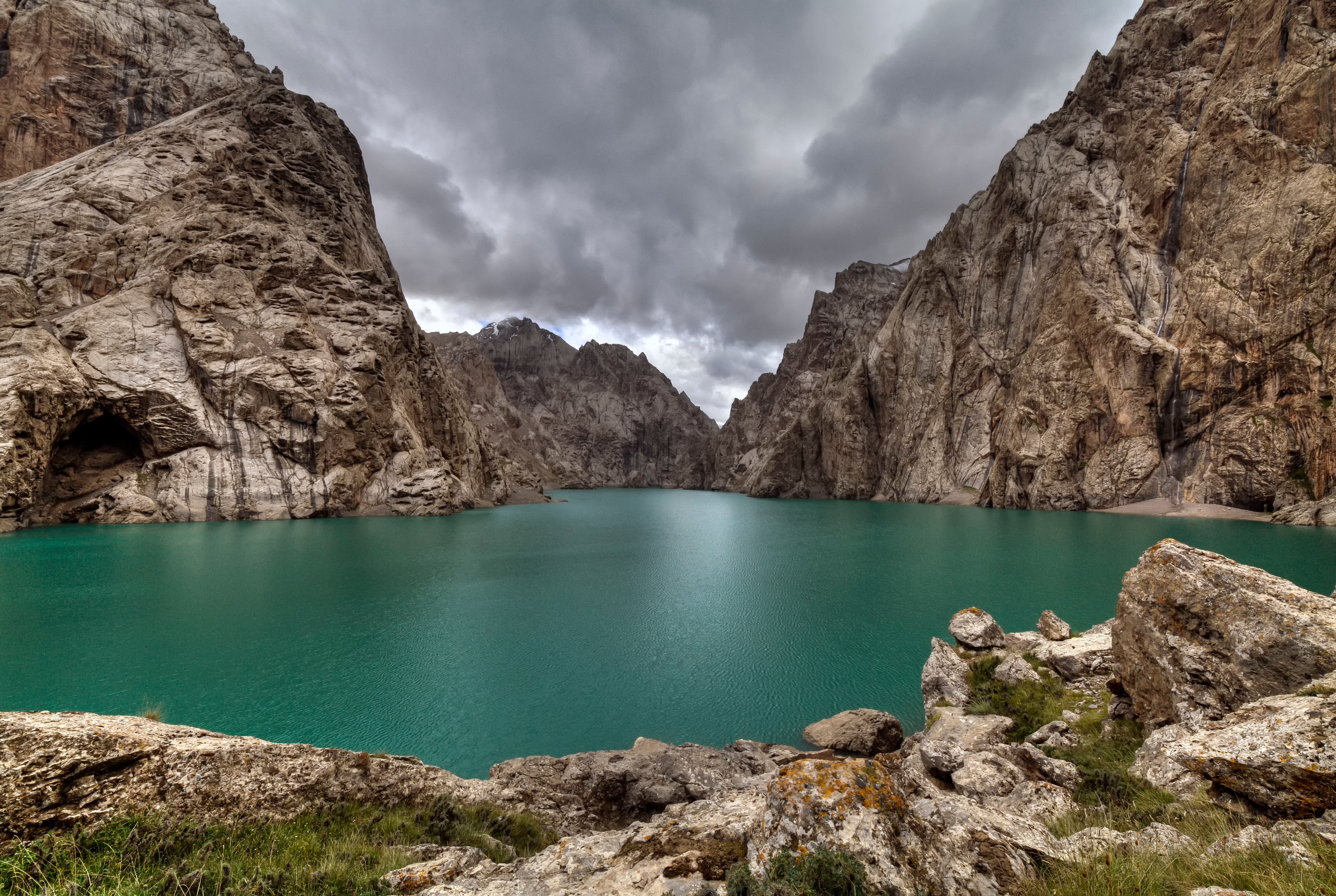 Lake Kel Suu, Kyrgyzstan, Mountains, Crag HD Wallpaper