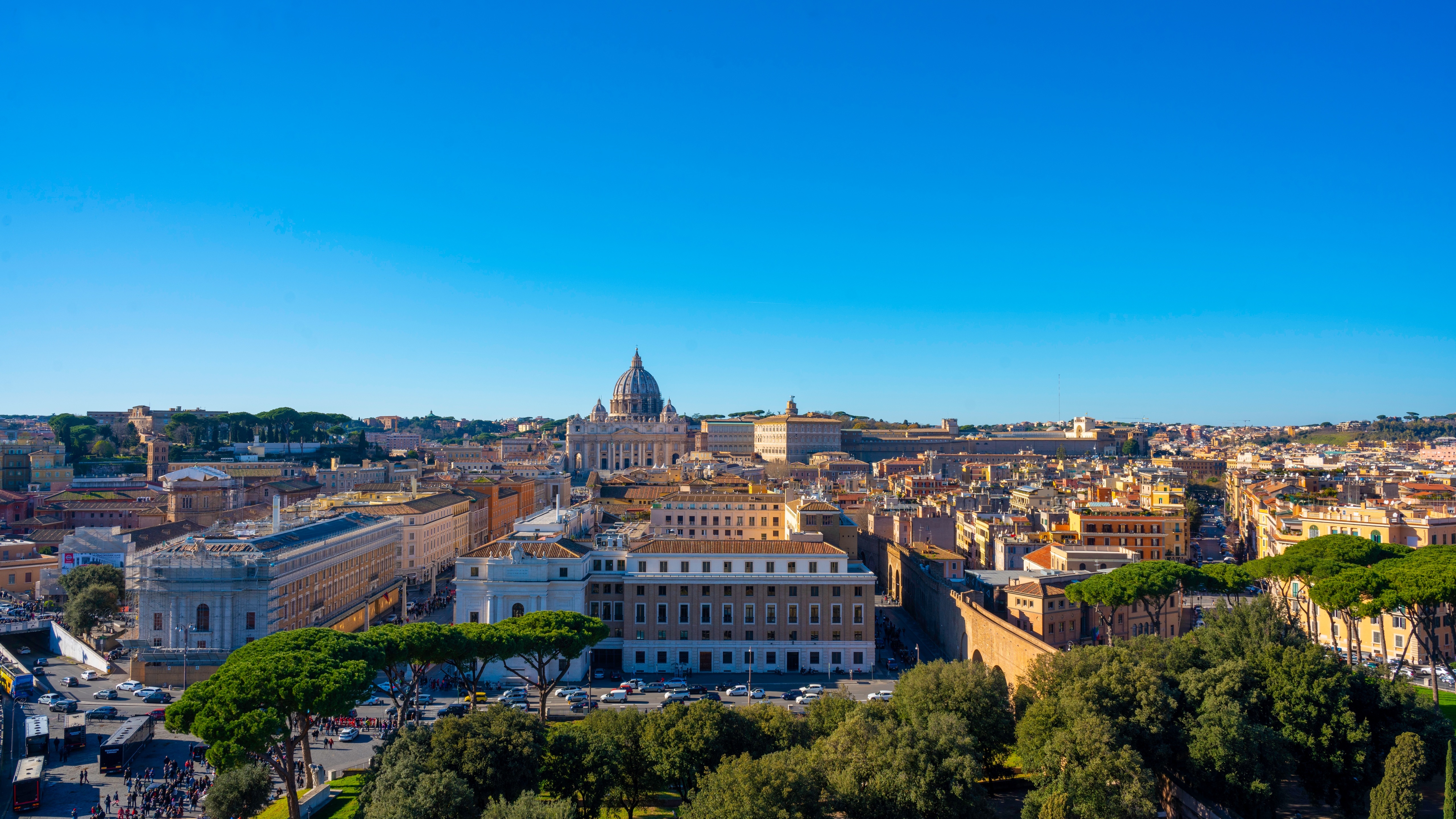 Rome, Italy - St. Peter's Basilica and Cityscape HD Wallpaper
