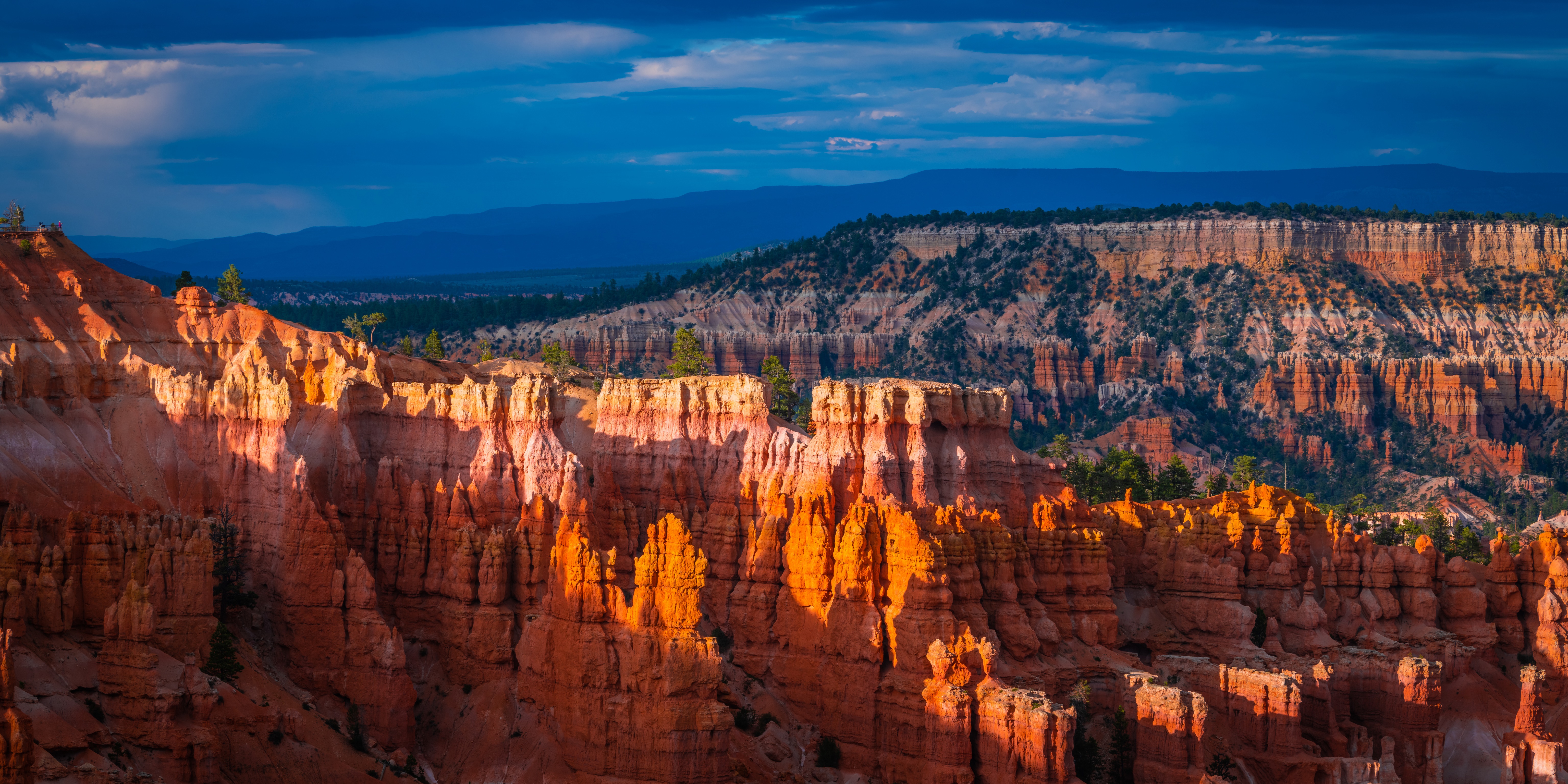 Bryce Canyon National Park Hoodoos at Sunset HD Wallpaper