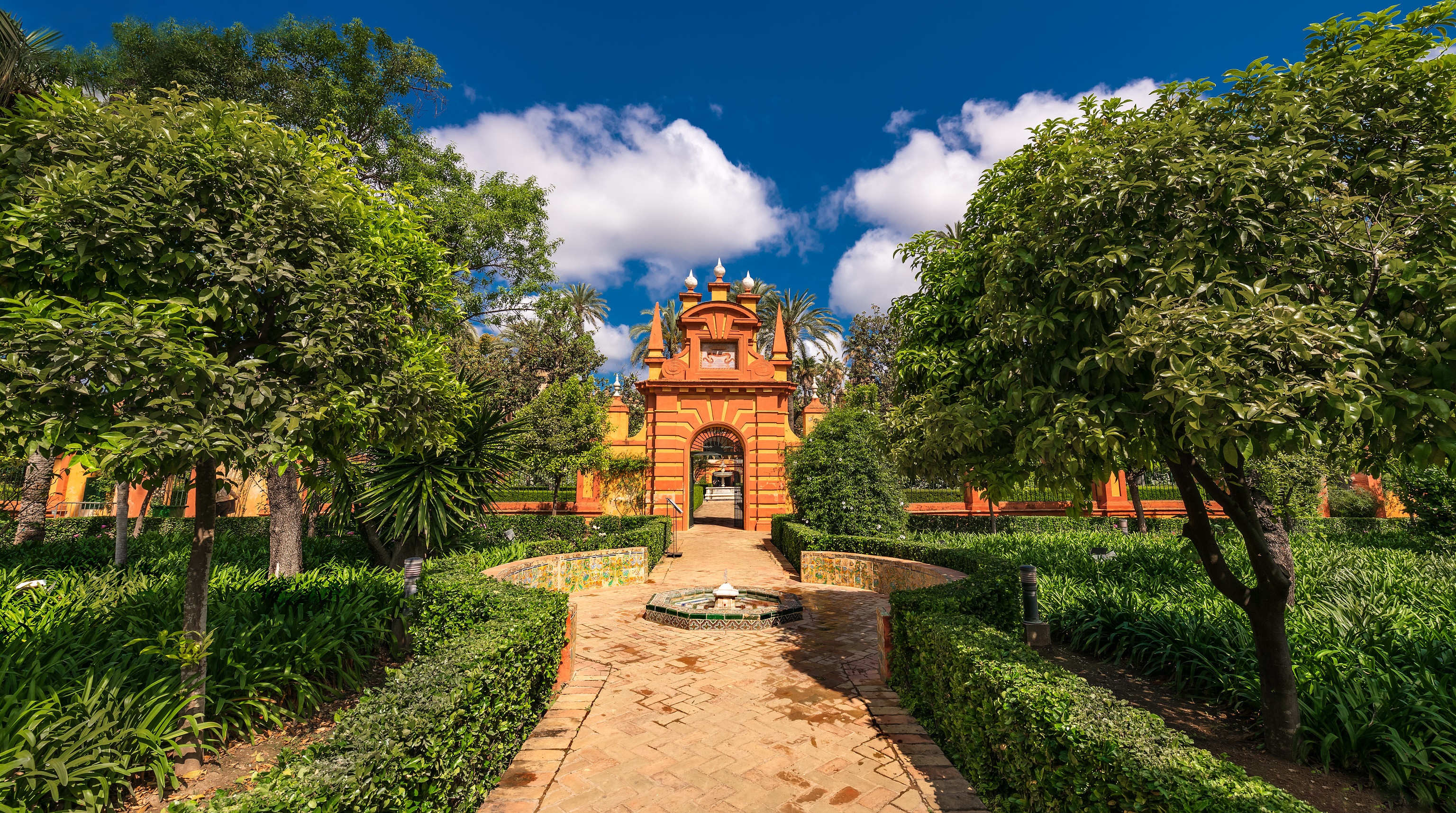 Orange Gate and Fountain in Real Alcazar Garden, Spain HD Wallpaper