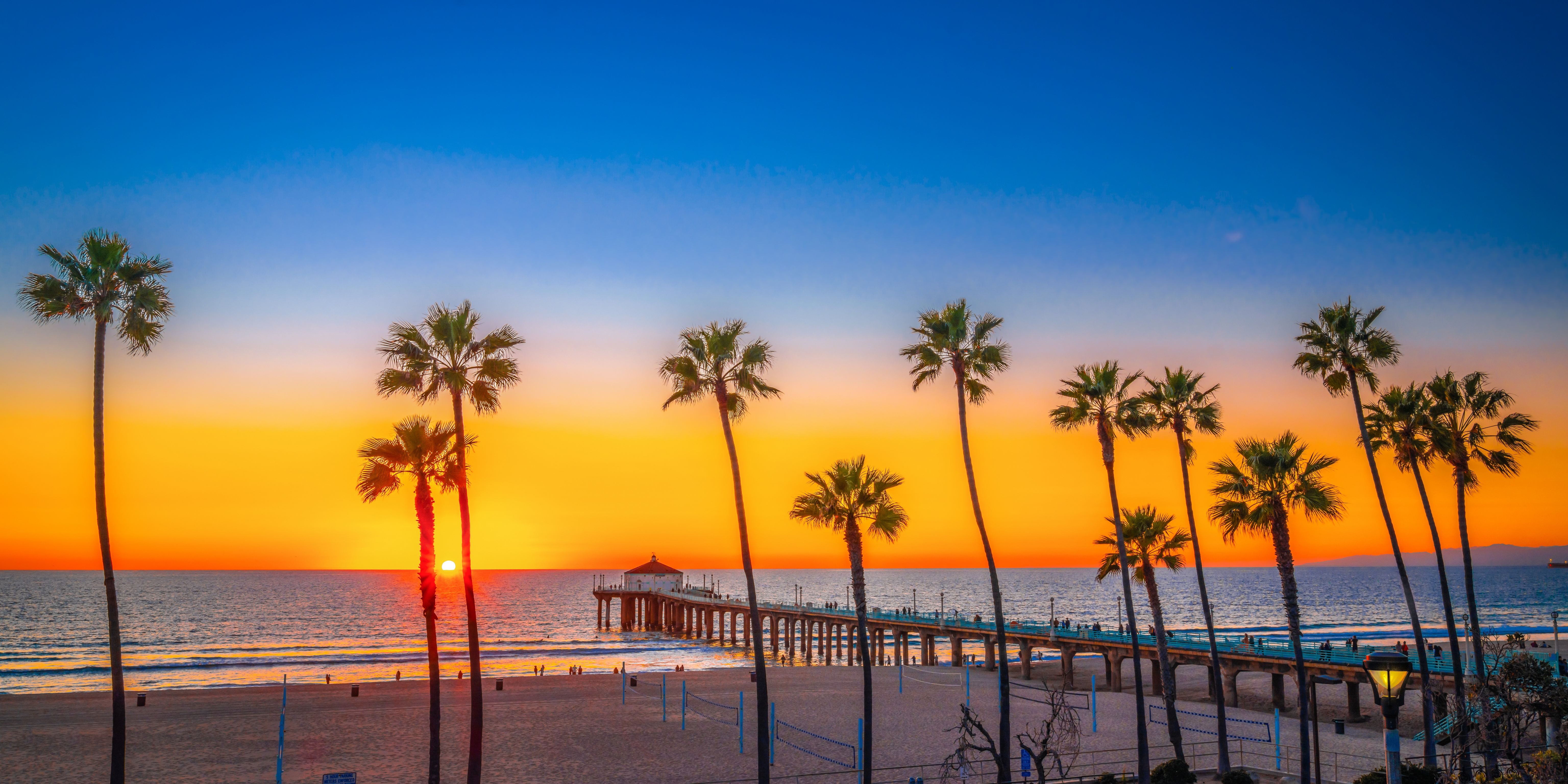 Manhattan Beach Pier at Sunset with Palm Trees HD Wallpaper