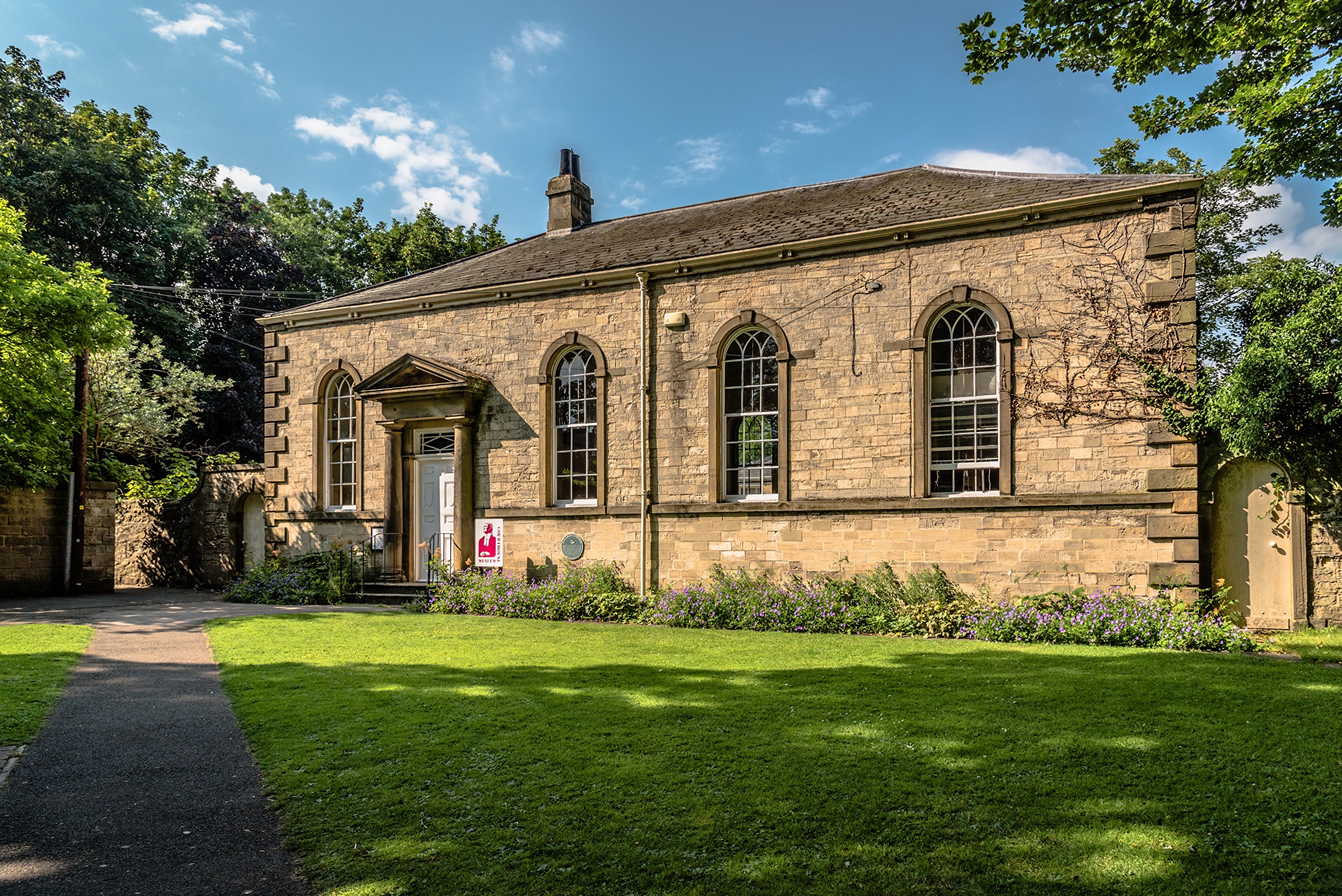 The Old Courthouse in Ripon, England HD Wallpaper