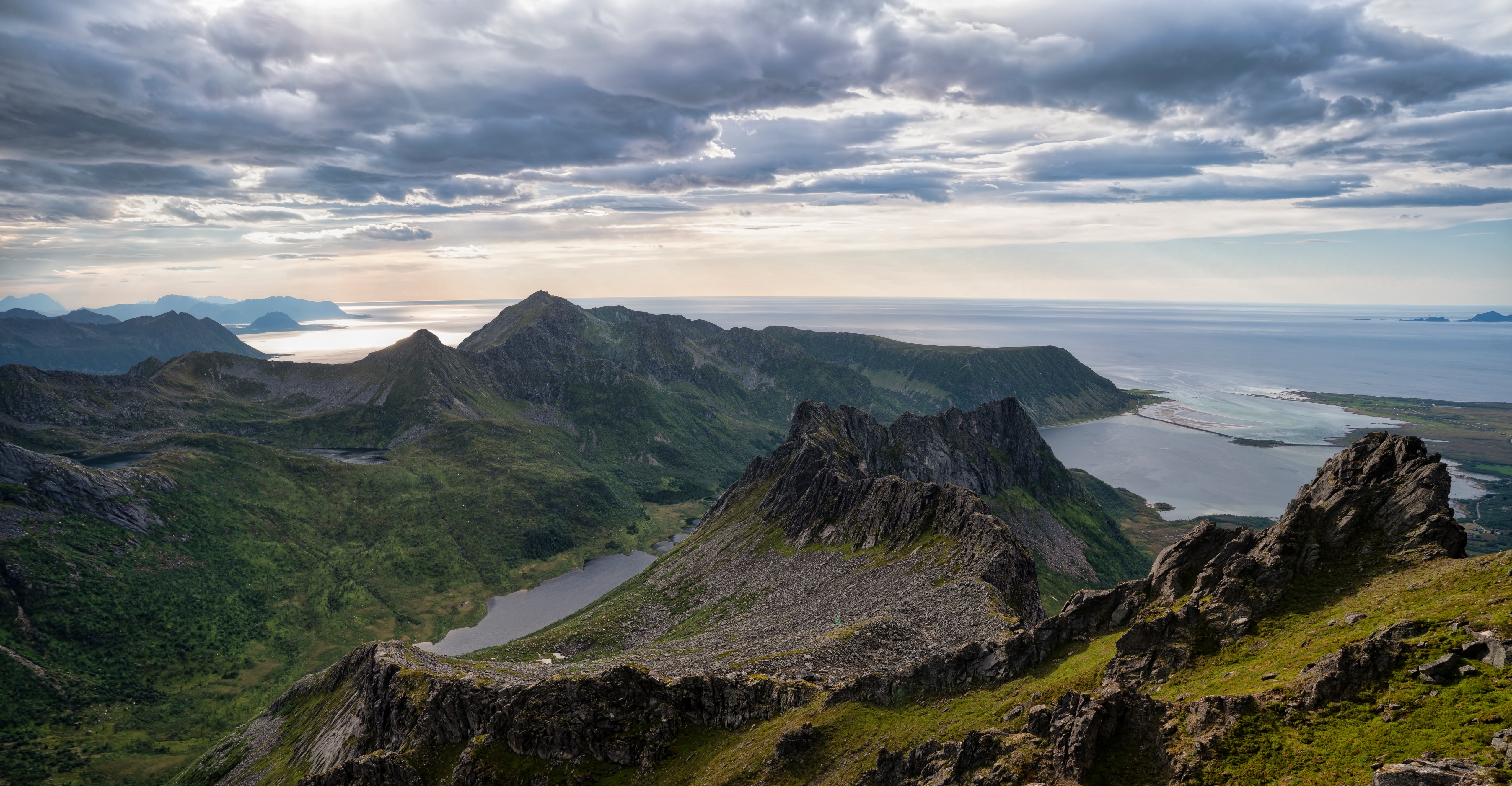 Lofoten Mountains and Coastline in Norway HD Wallpaper