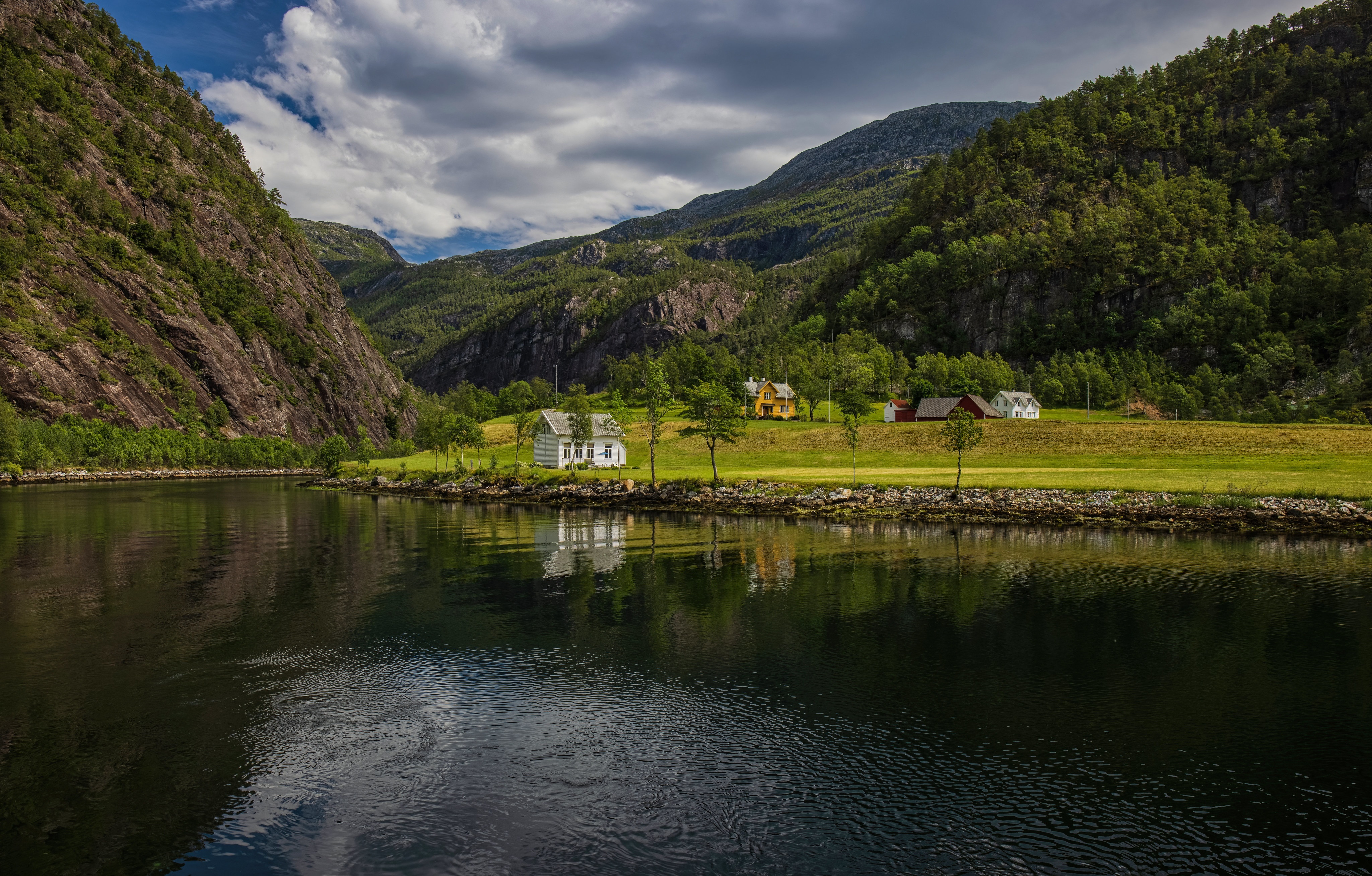Mostraumen, Norway: Mountains and River Scenery HD Wallpaper