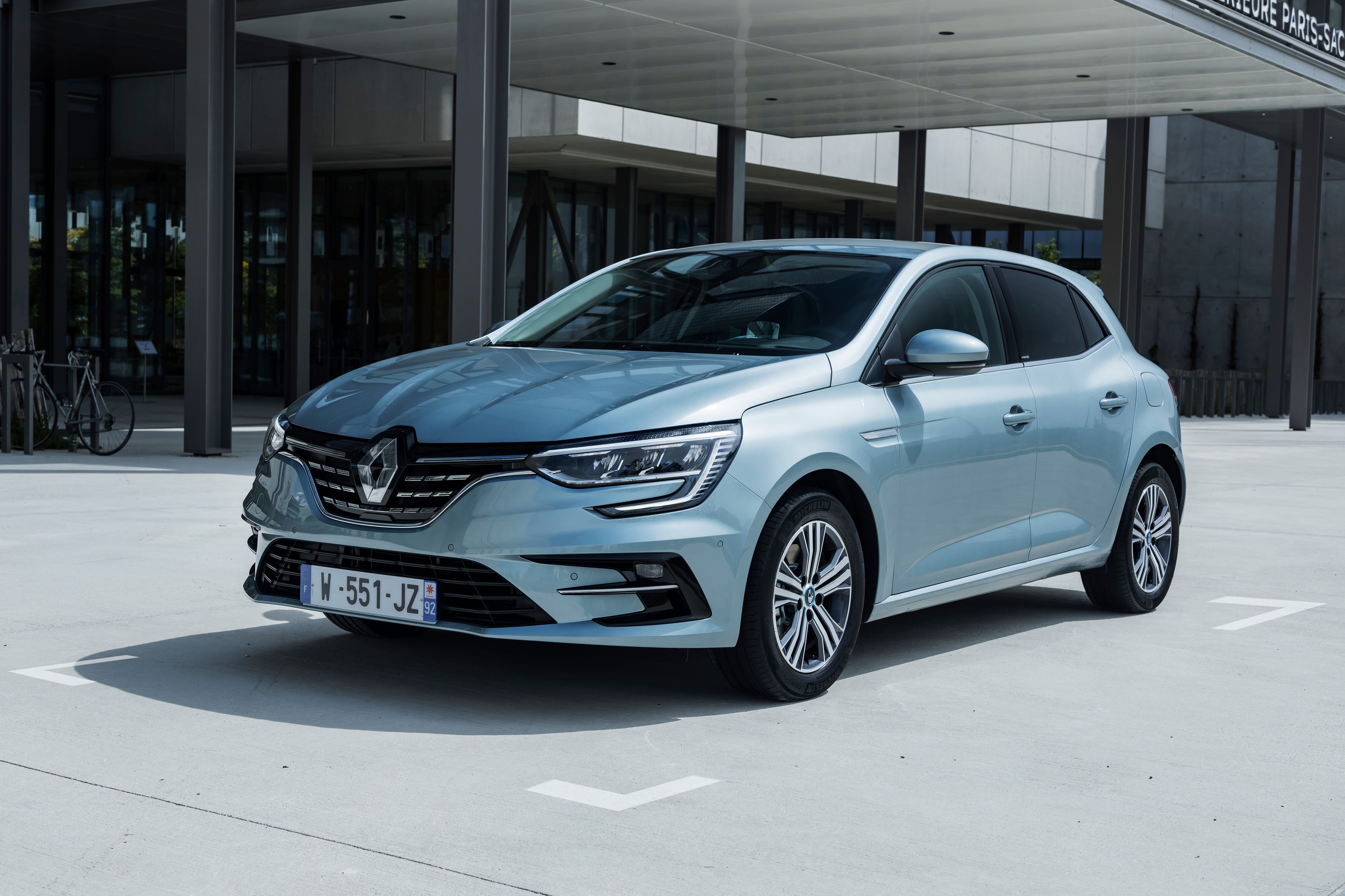 Renault Megane E-TECH Plug-in Hybrid 2021 HD Wallpaper