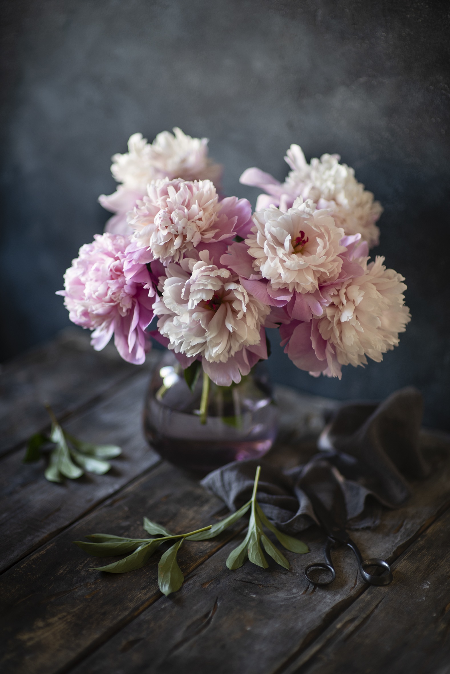 Pink and white peonies in a vase on a wooden table HD Phone Wallpaper