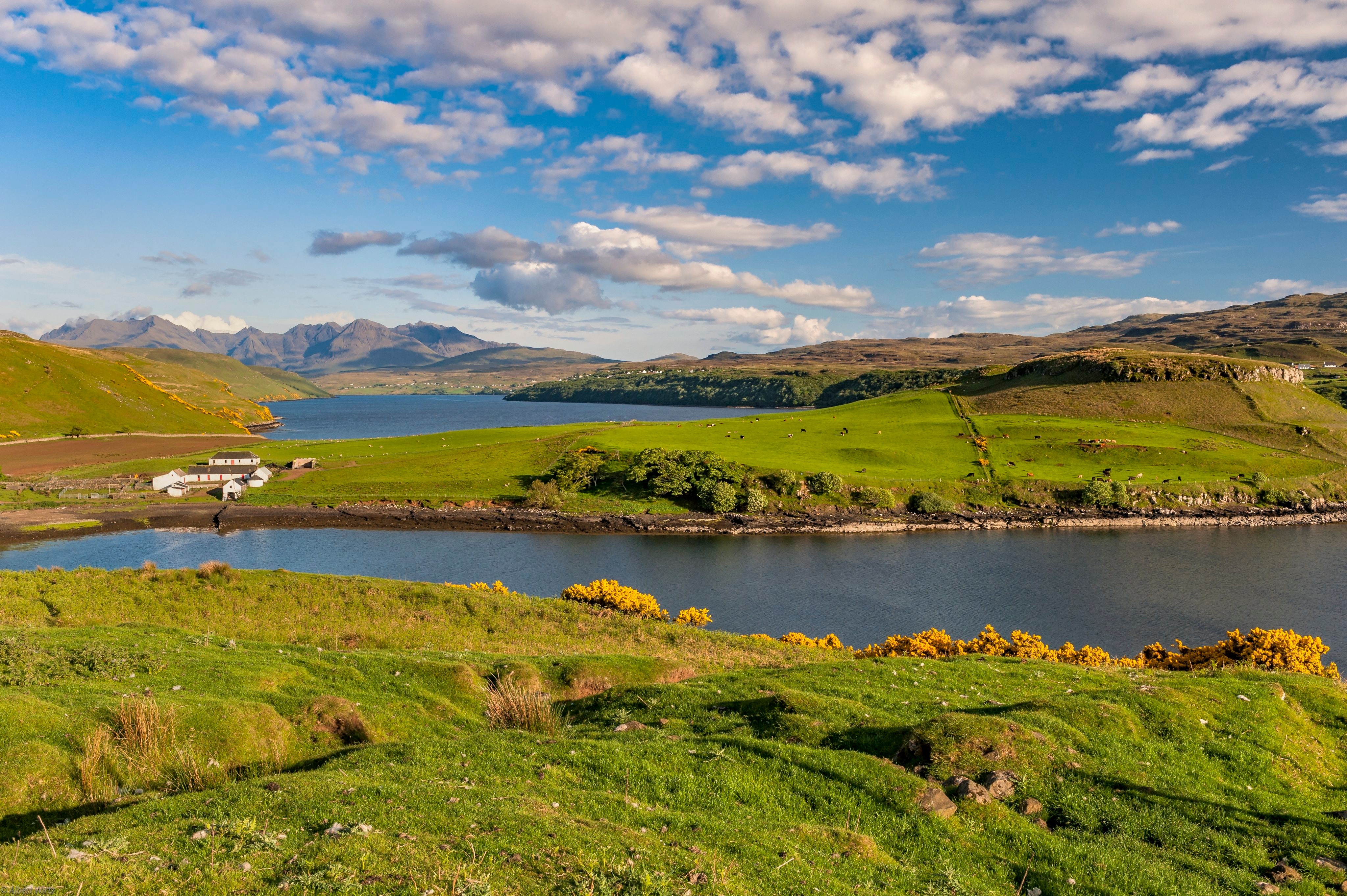4K Isle of Skye Scotland Scenery Mountains Hill HD Wallpaper