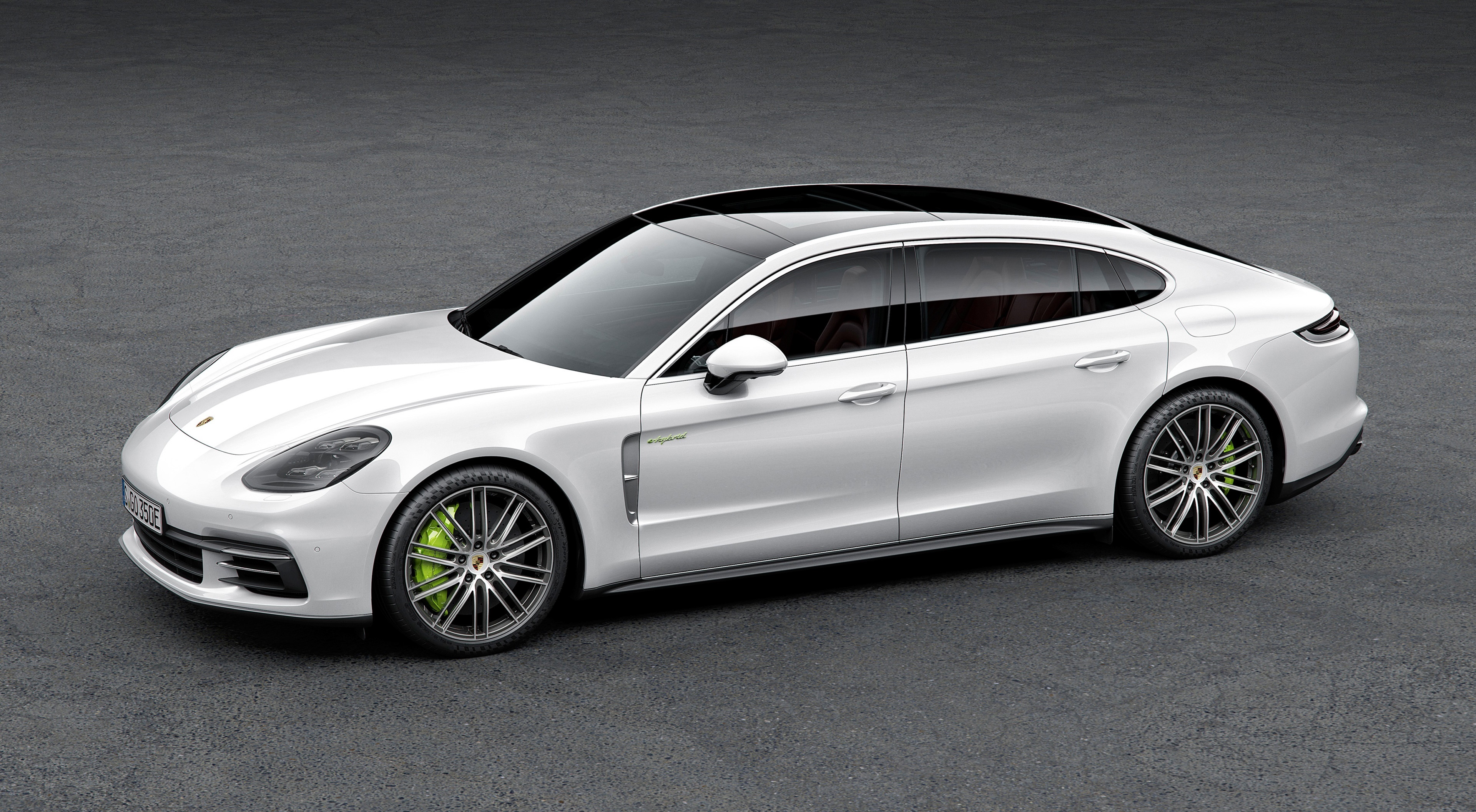 White Porsche Panamera 4 E-Hybrid Executive Liftback HD Wallpaper
