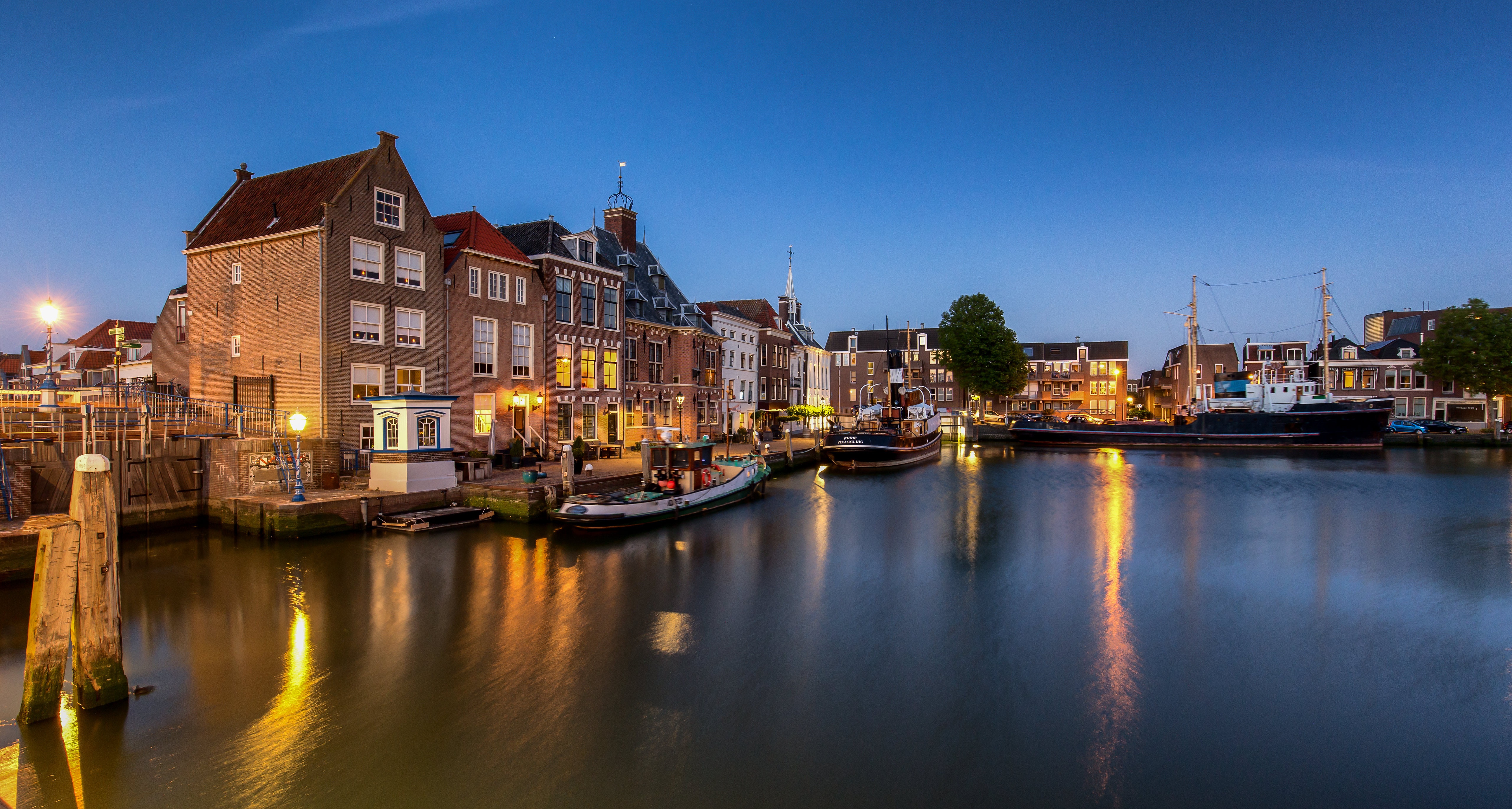Maassluis, Netherlands Riverboat at Dusk HD Wallpaper