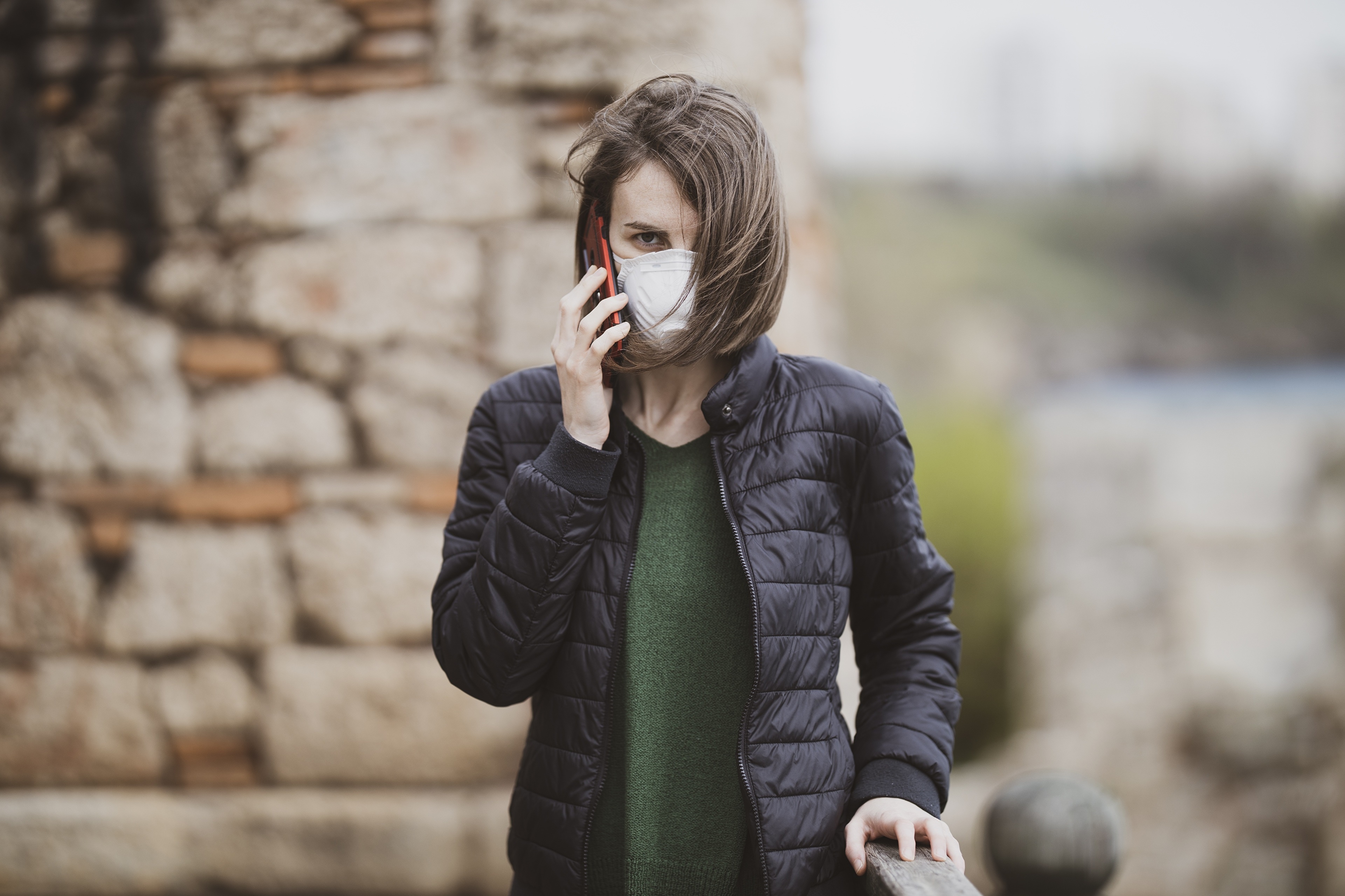 Woman wearing mask talking on phone HD Wallpaper