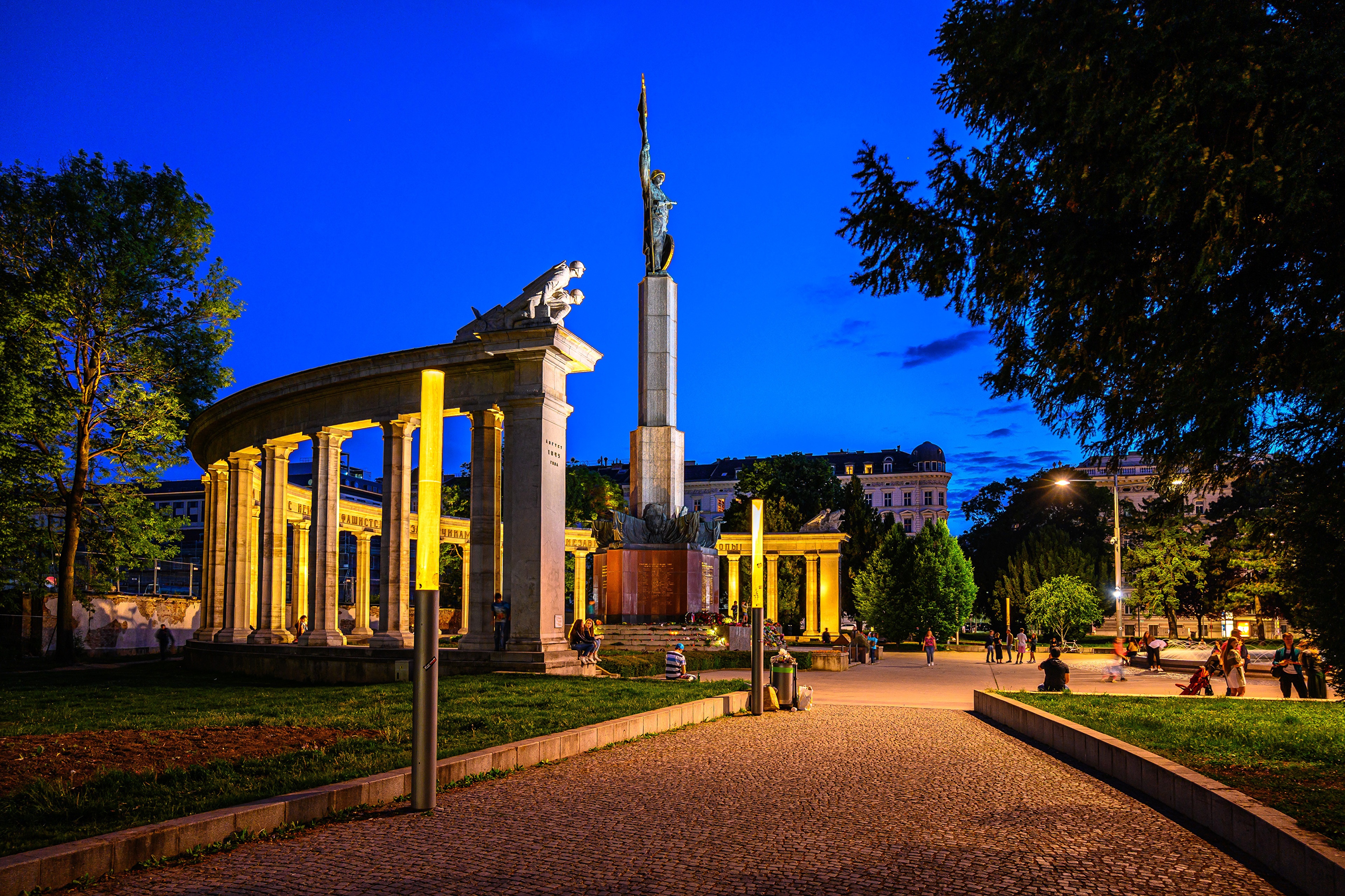 Soviet War Memorial in Vienna, Austria at dusk HD Wallpaper