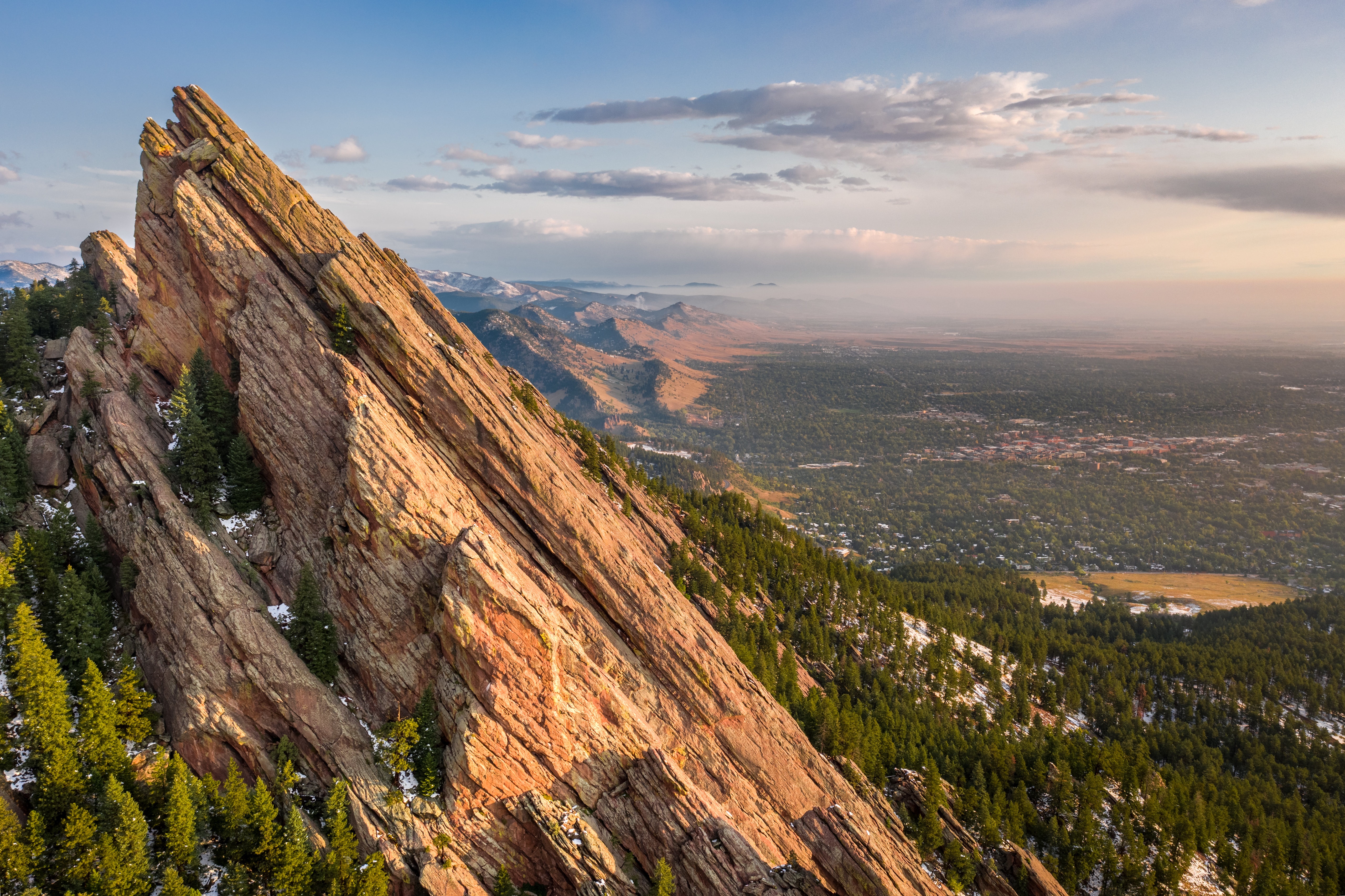 The Flatirons in Boulder, Colorado, USA HD Wallpaper