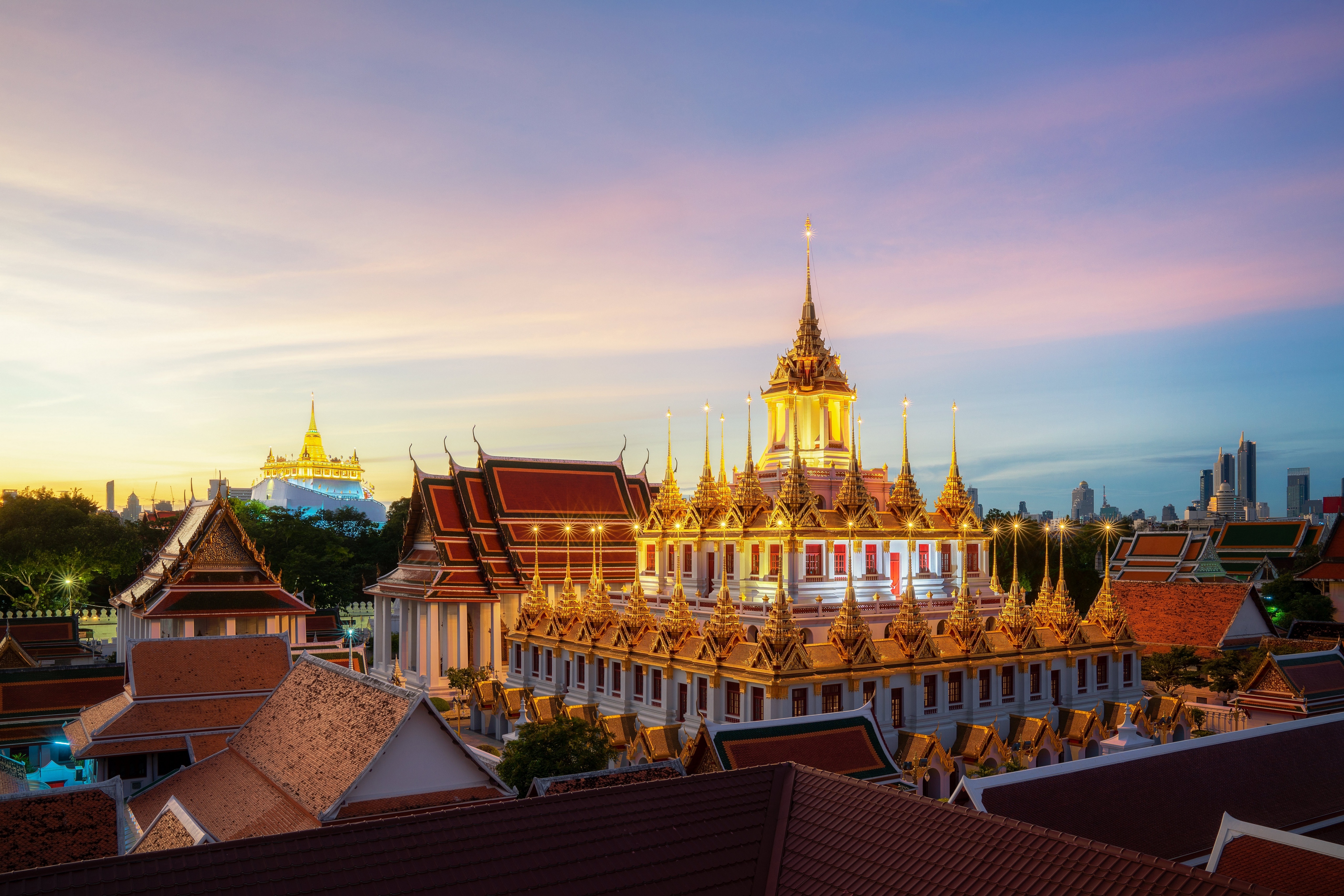 Wat Ratchanatdaram Loha Prasat Bangkok Thailand Evening HD Wallpaper