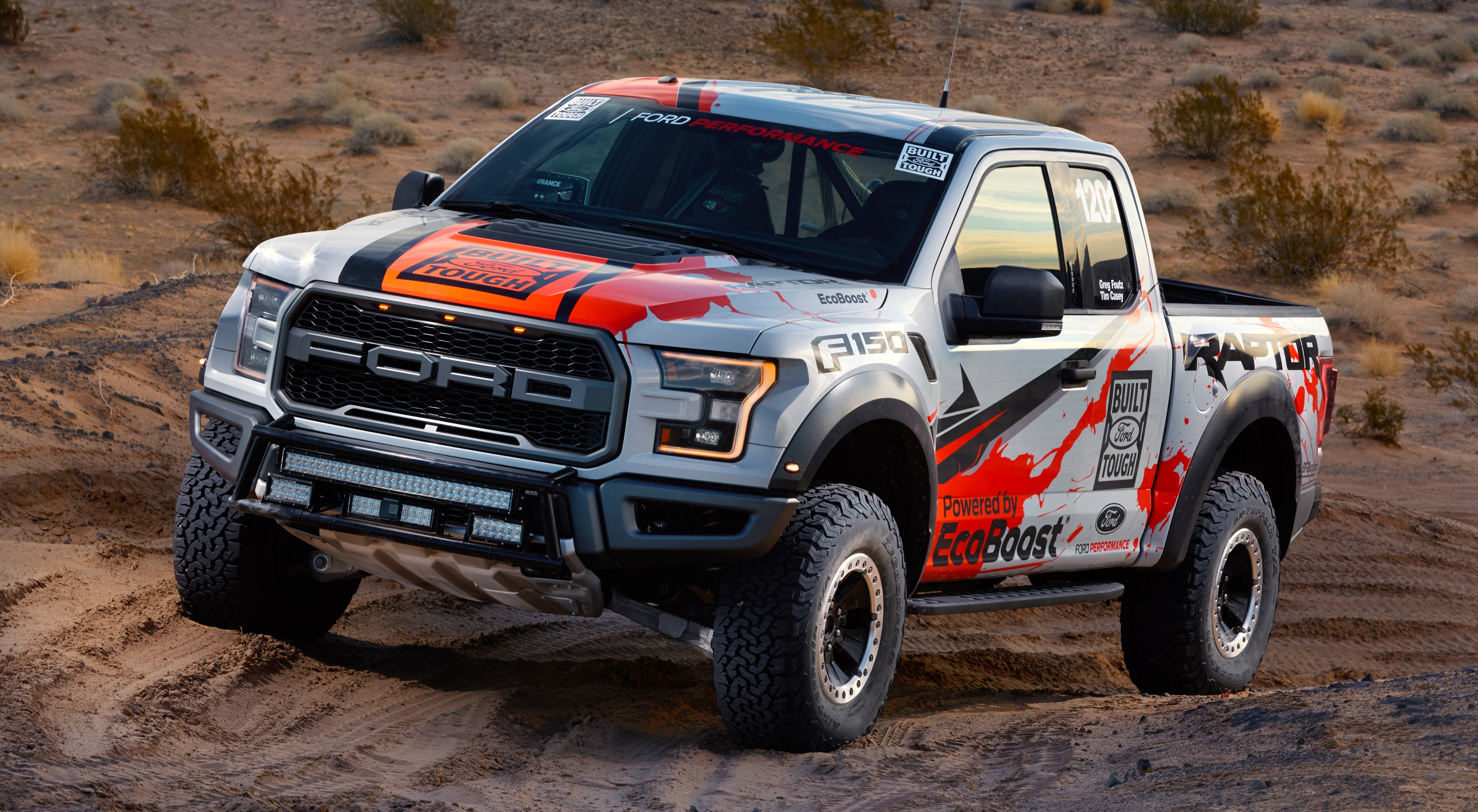 Ford F-150 Raptor Race Truck HD Wallpaper