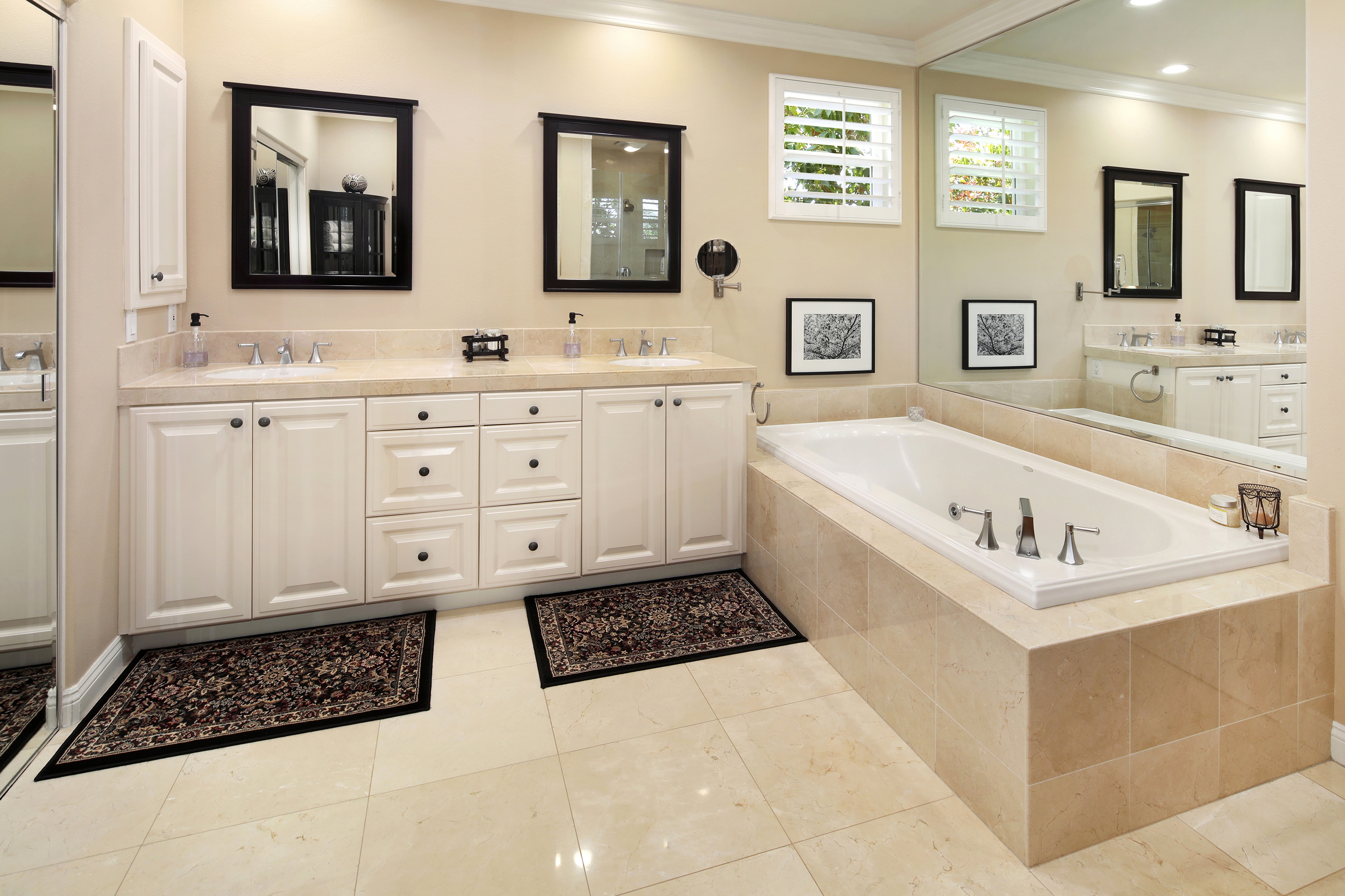 Luxury Bathroom with Bathtub and Vanity HD Wallpaper