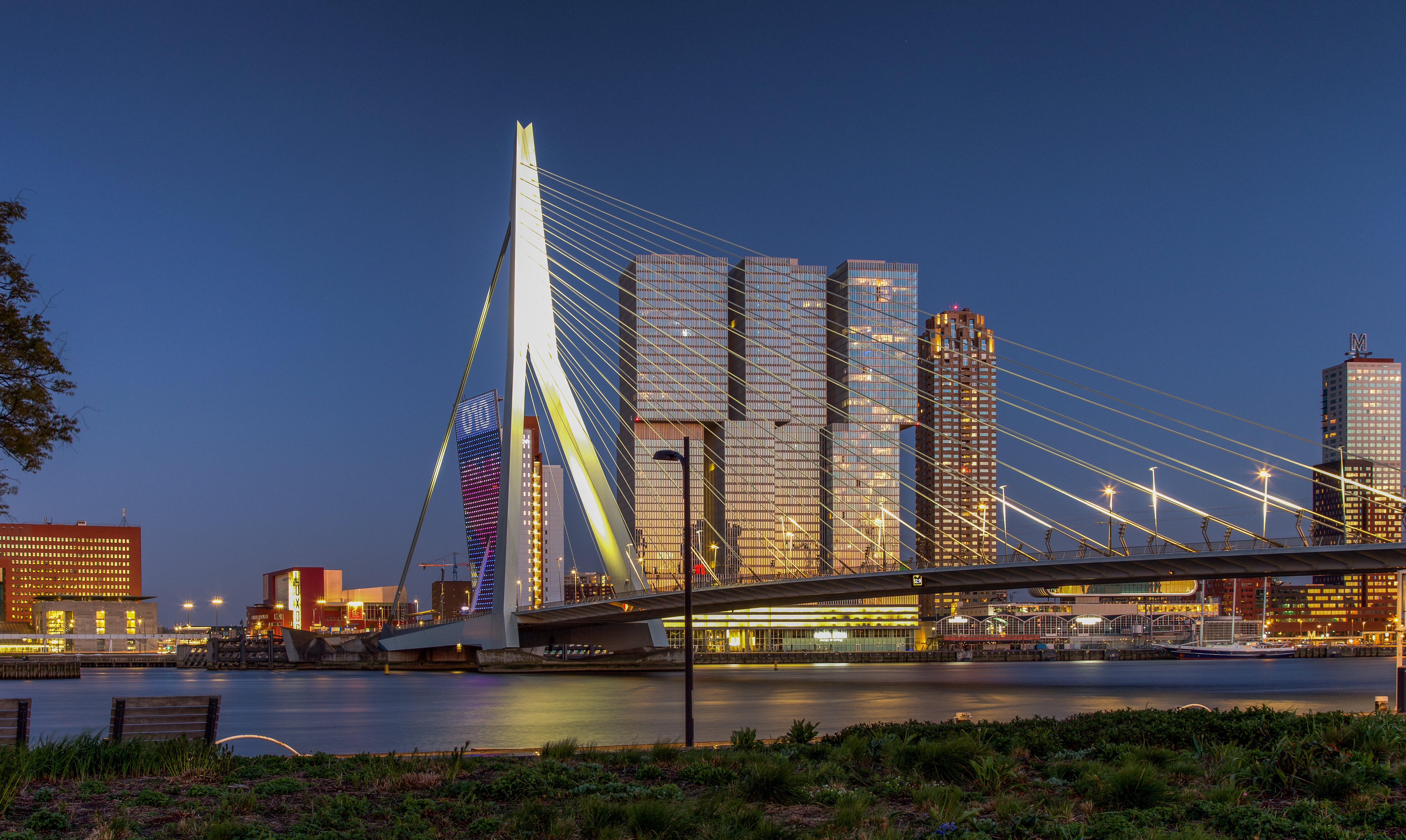 Erasmus Bridge and Rotterdam skyline at dusk HD Wallpaper