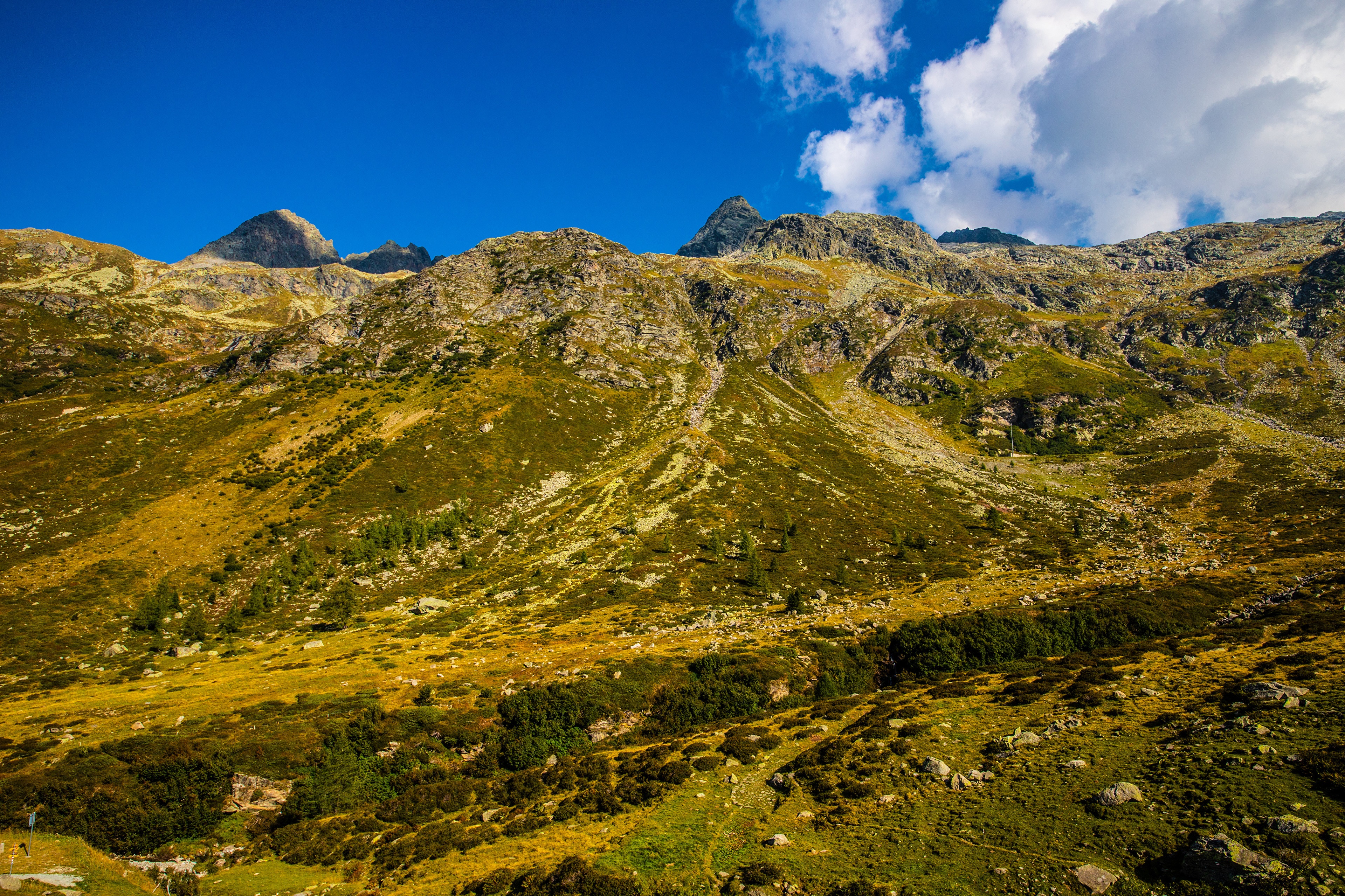 Mountains in Switzerland HD Wallpaper