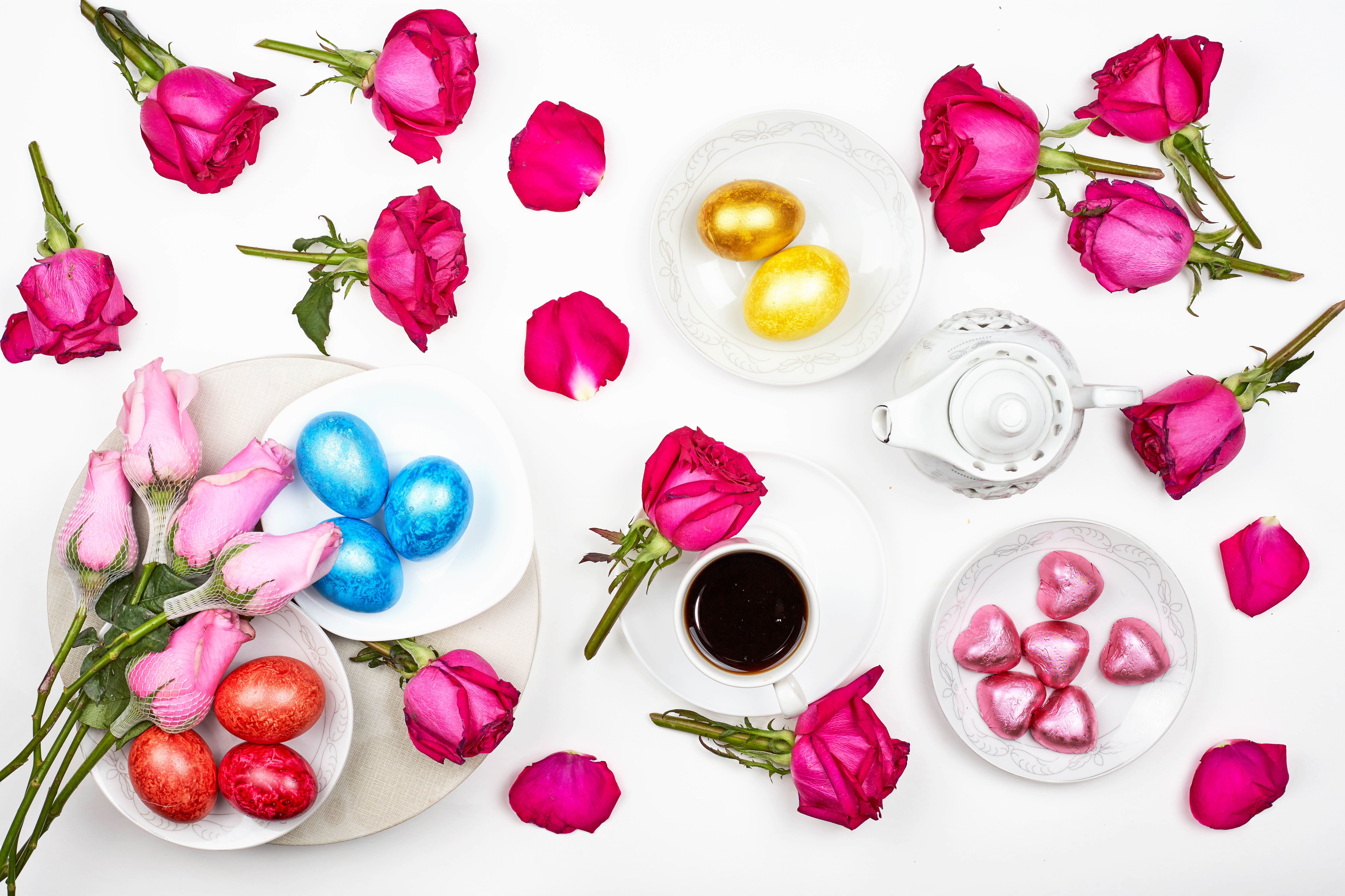 Easter Roses Coffee Candy Eggs Cup Plate Heart Petals HD Wallpaper