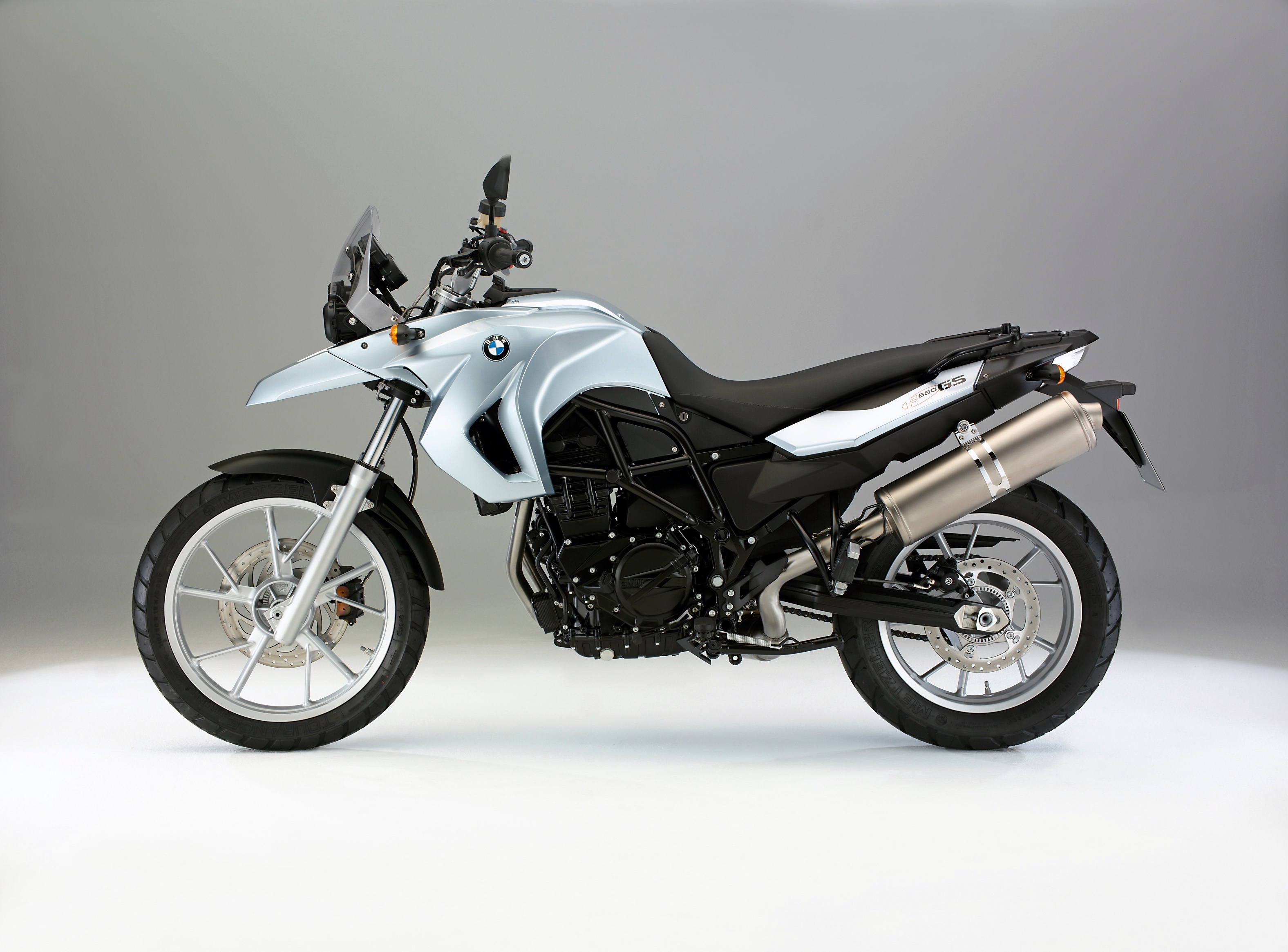 BMW F 650 GS motorcycle HD Wallpaper
