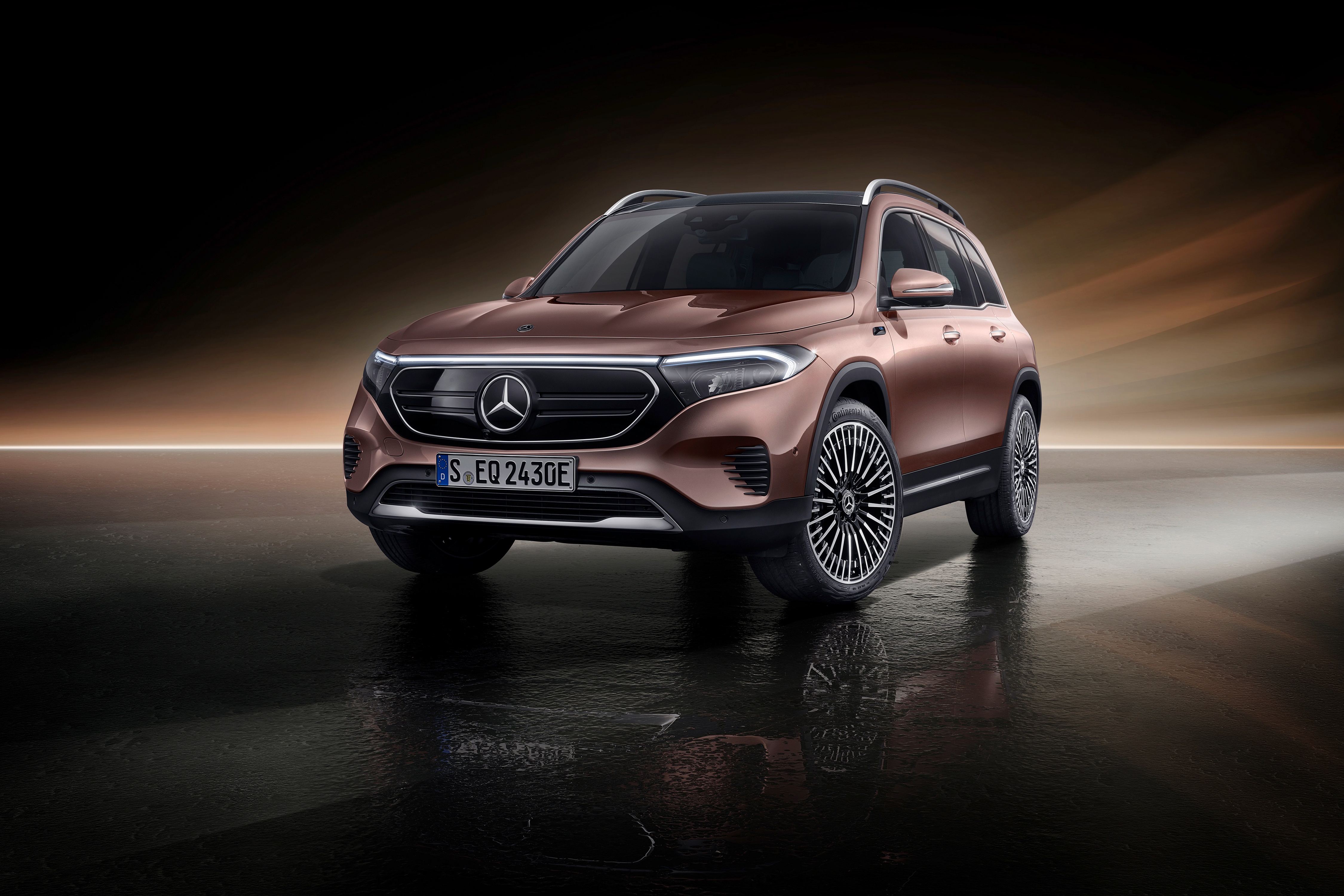 Mercedes-Benz EQB 350 4MATIC Electric Art Line Crossover HD Wallpaper