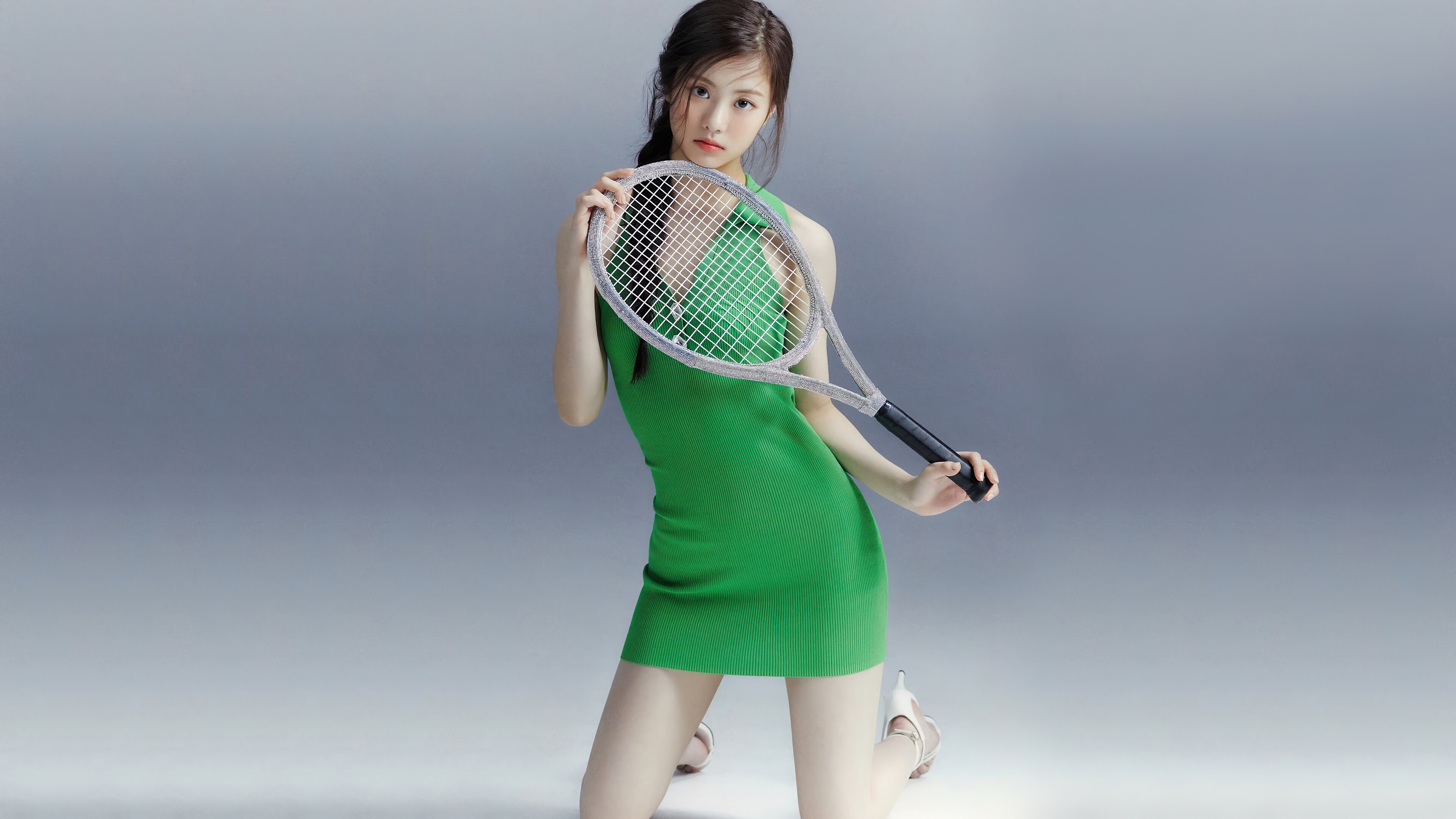 Kim Garam from Le Sserafim with Tennis Racket HD Wallpaper