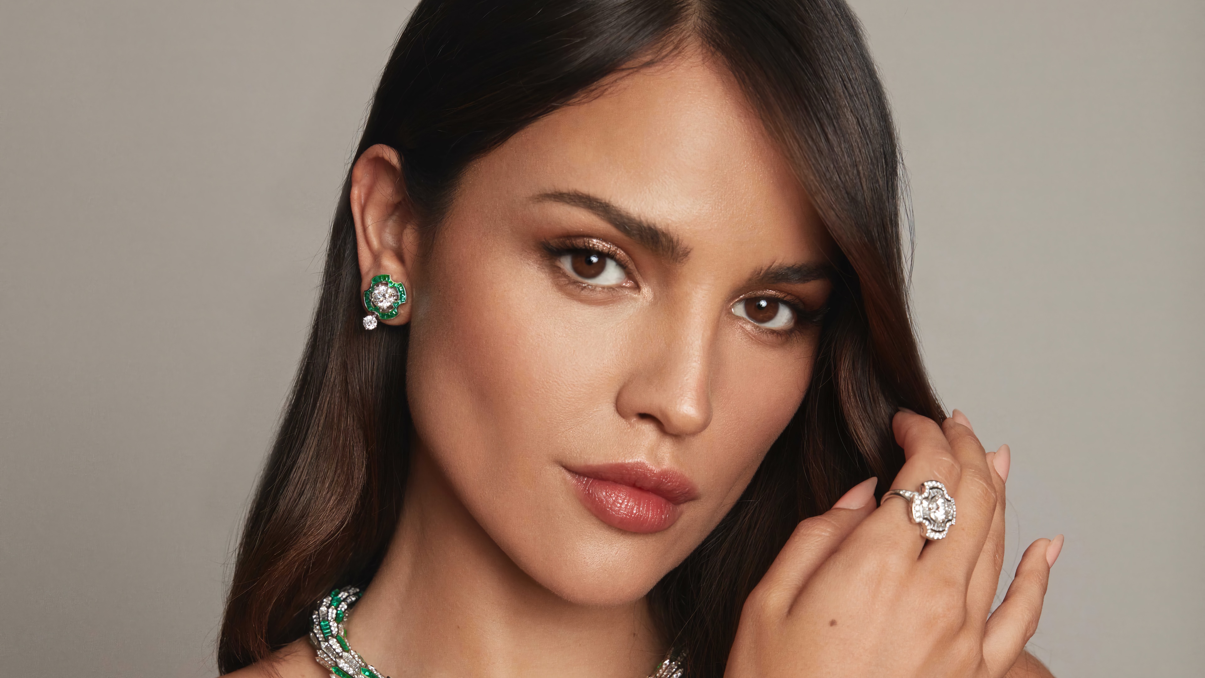 Eiza Gonzalez 4K Photoshoot HD Wallpaper