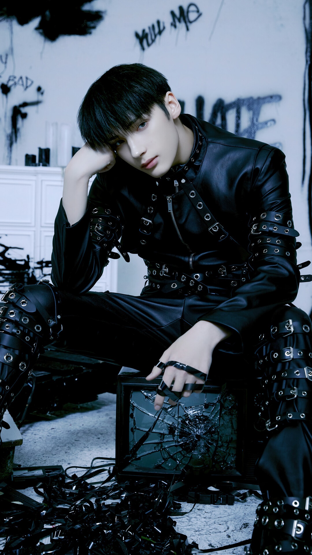 Huening Kai from TXT in 'Good Boy Gone Bad' HD Phone Wallpaper