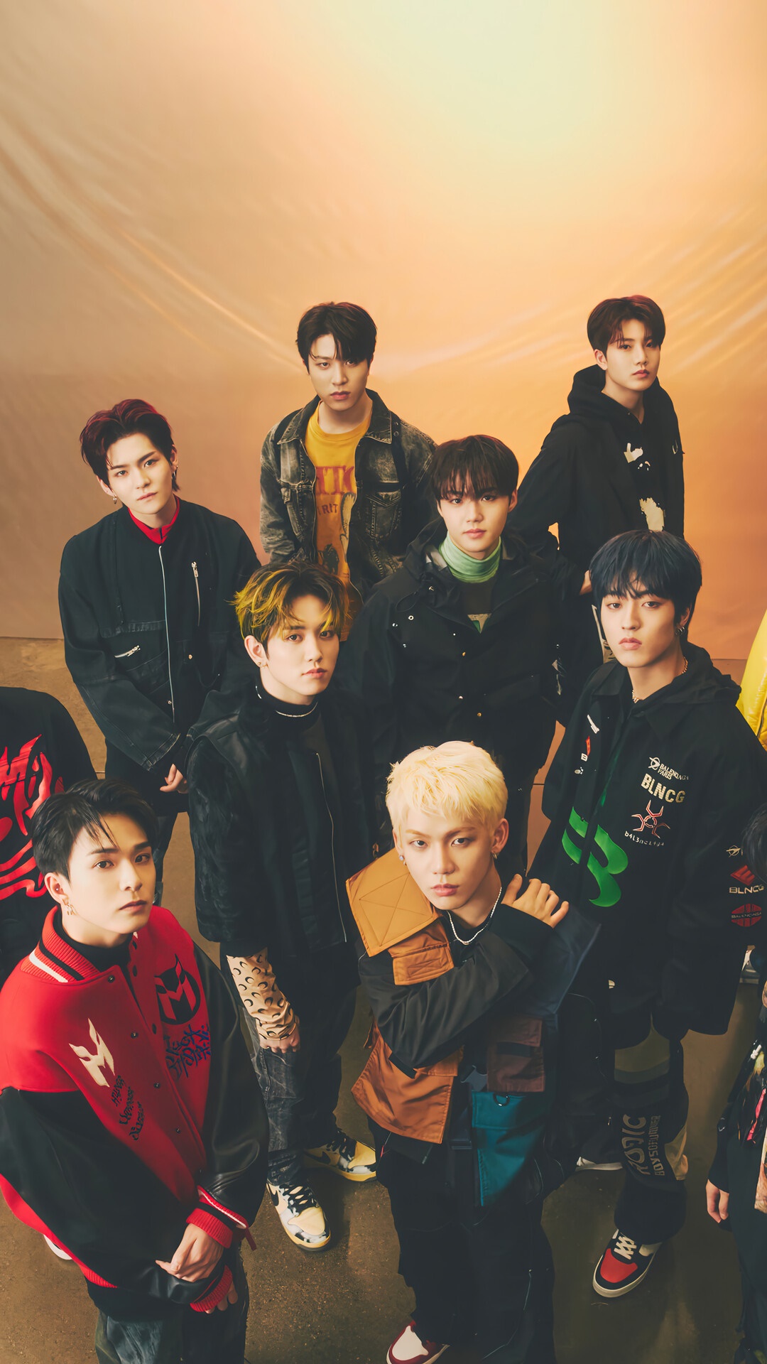 TREASURE Kpop group posing for a photo HD Phone Wallpaper