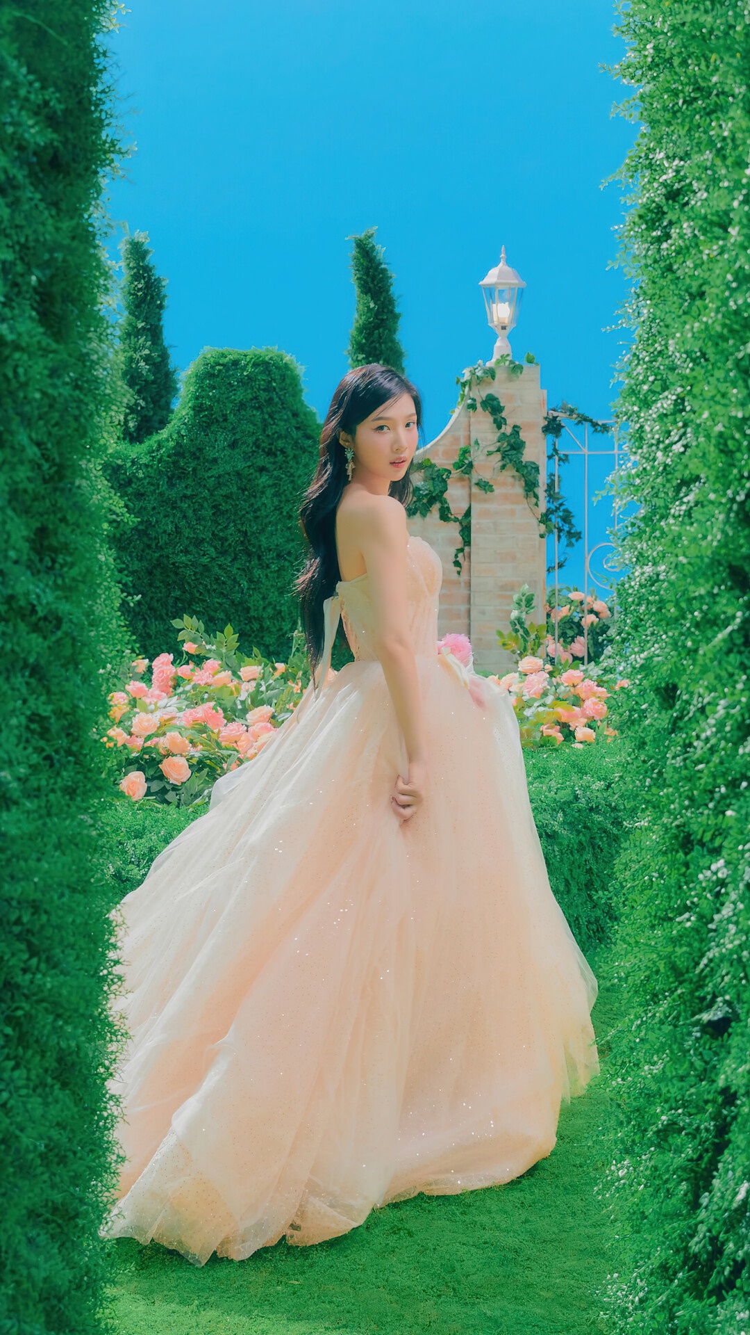 Joy from Red Velvet in a garden HD Phone Wallpaper