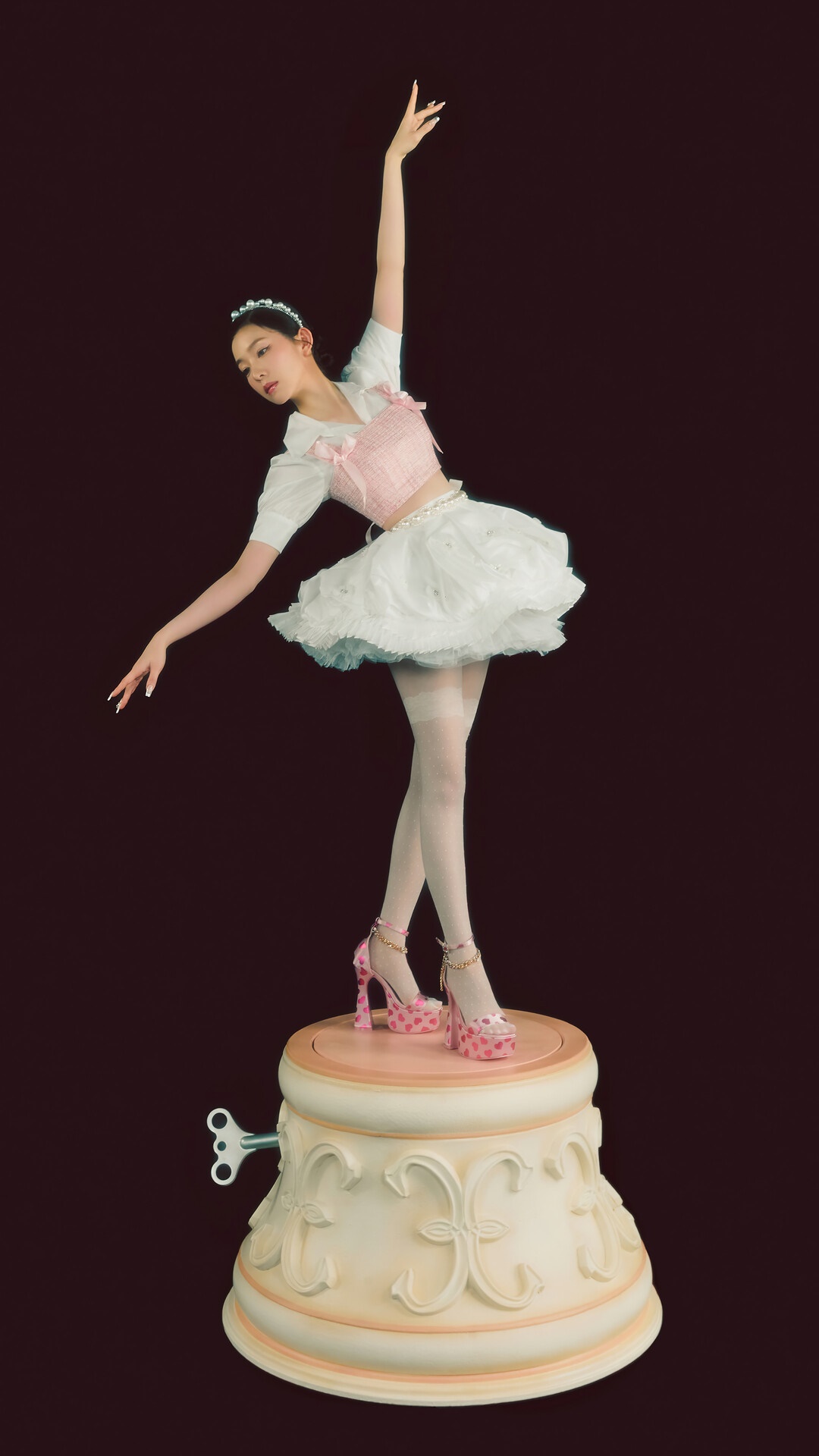 Irene from Red Velvet as a ballerina music box HD Phone Wallpaper