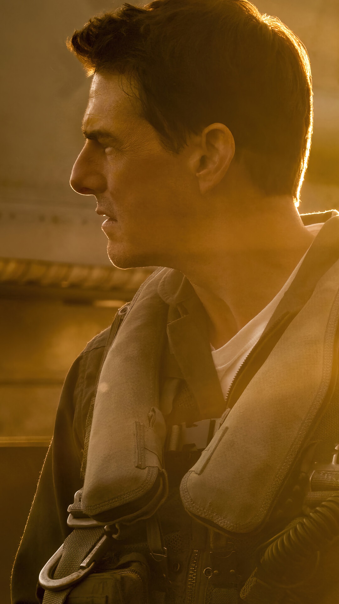 Tom Cruise as Maverick in Top Gun Maverick HD Phone Wallpaper