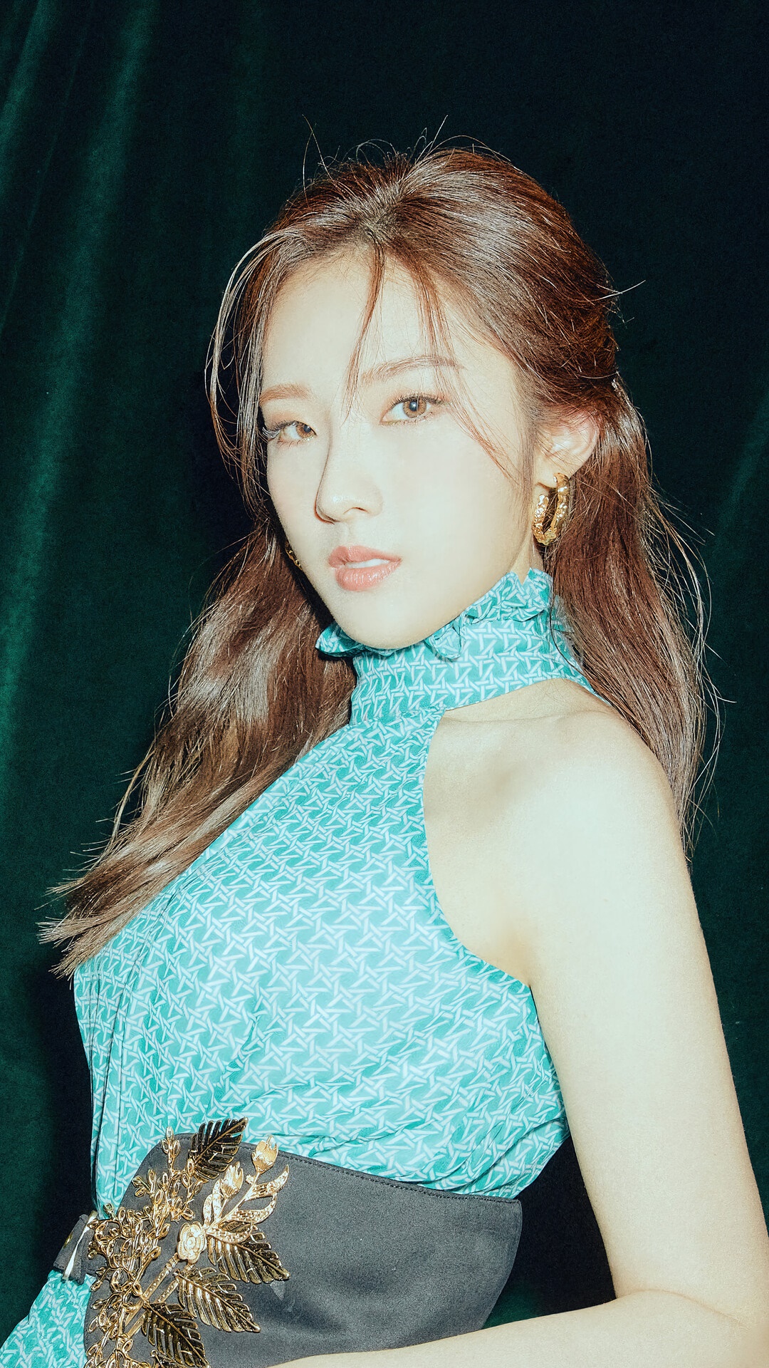 Haseul from Loona HD Phone Wallpaper