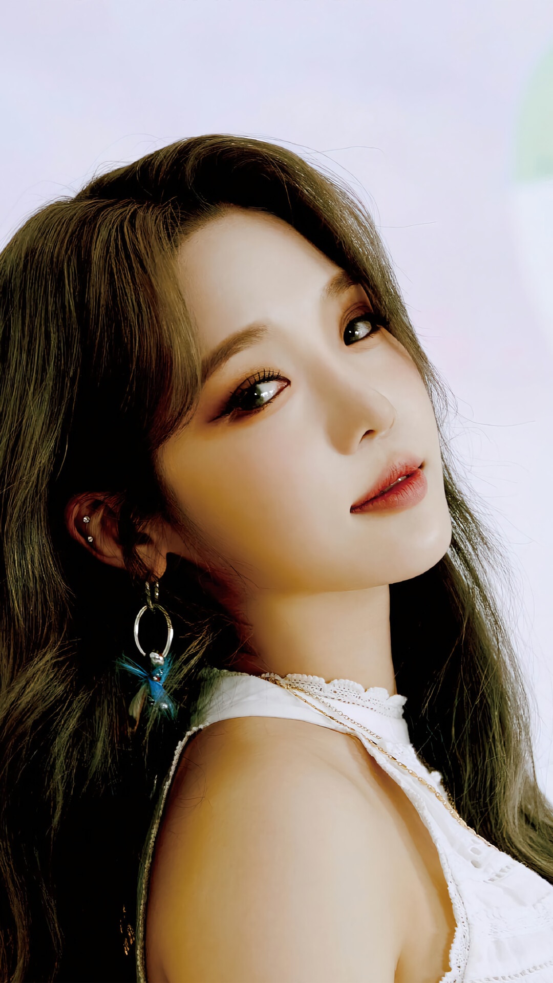 Roh Ji Sun from Fromis 9 HD Phone Wallpaper
