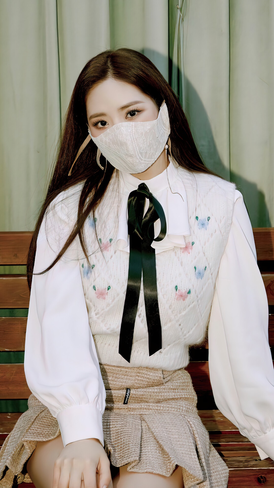 Park Ji Won from Fromis 9 HD Phone Wallpaper