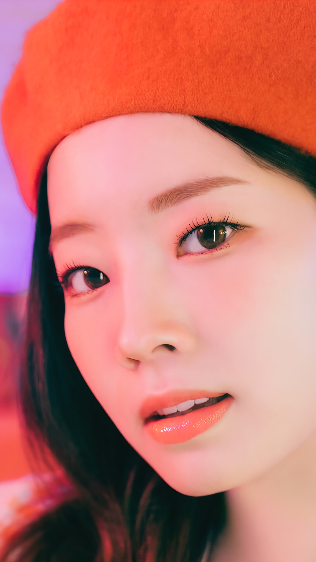 Dahyun from TWICE wearing an orange beret HD Phone Wallpaper
