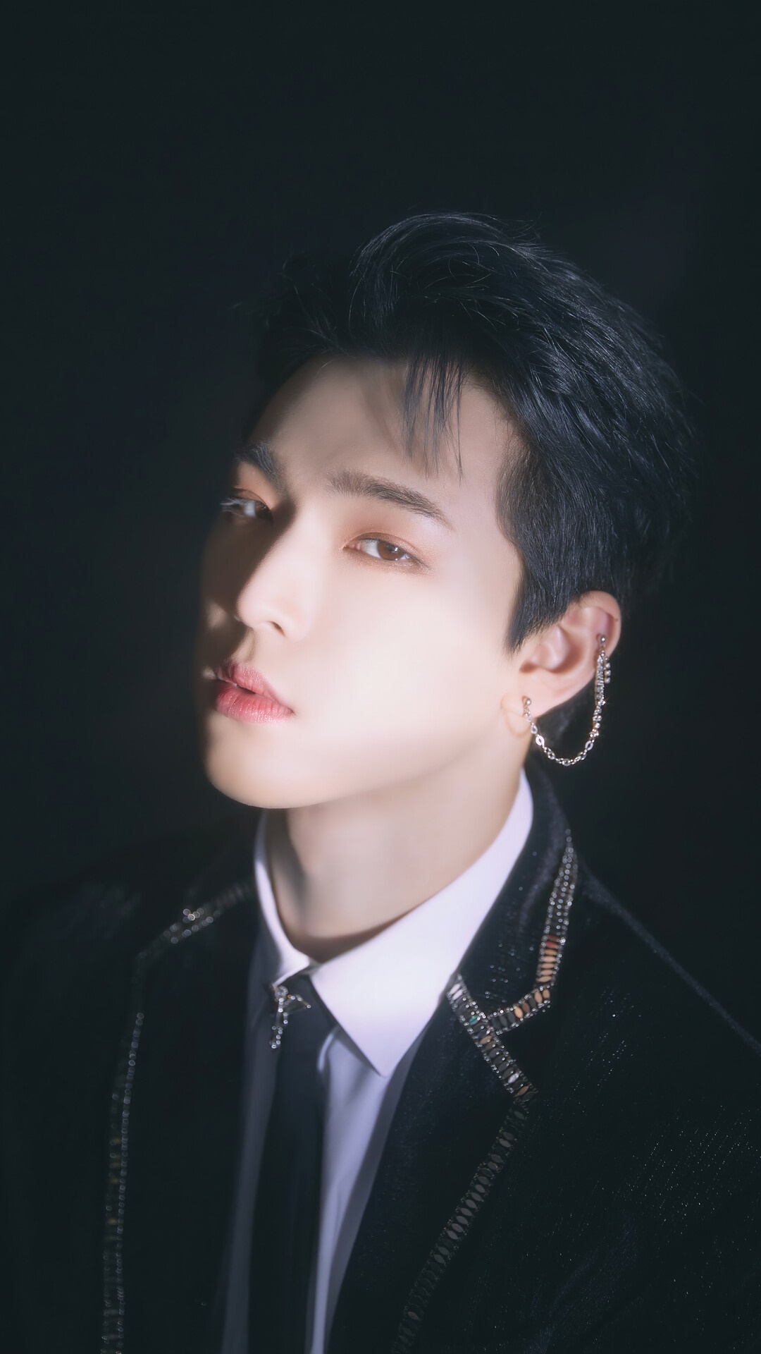 Leedo from ONEUS HD Phone Wallpaper