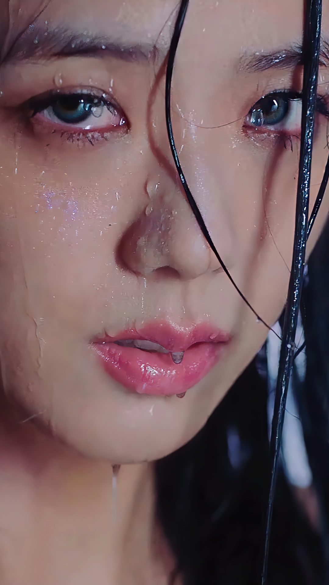 Jisoo from BLACKPINK with water on her face HD Phone Wallpaper