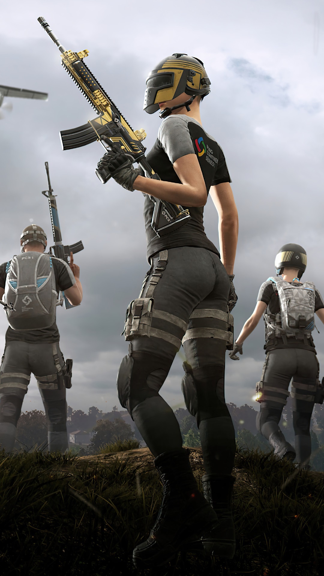 PlayerUnknown's Battlegrounds characters with assault rifles HD Phone Wallpaper