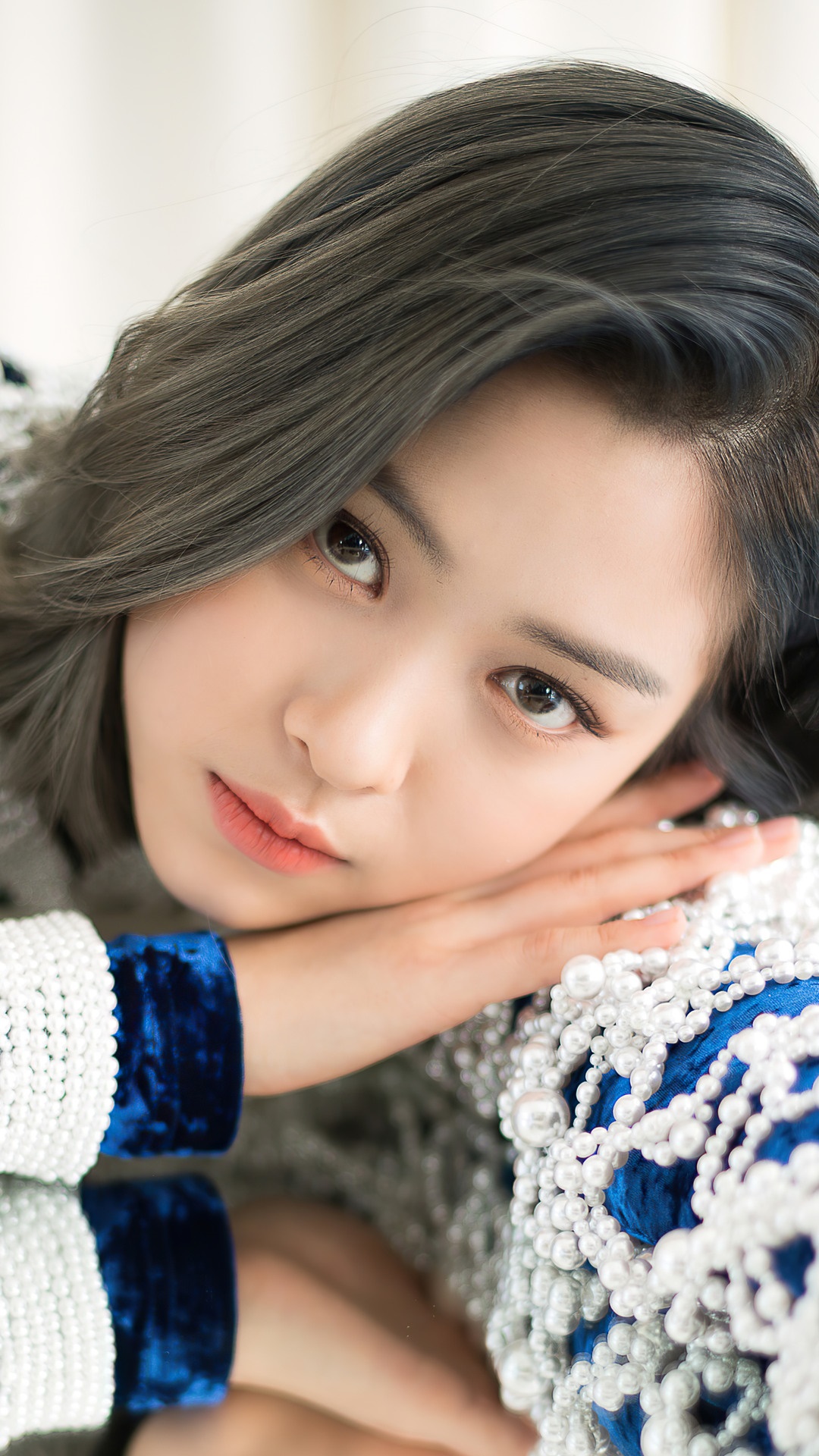 Shin Ryujin from ITZY HD Phone Wallpaper