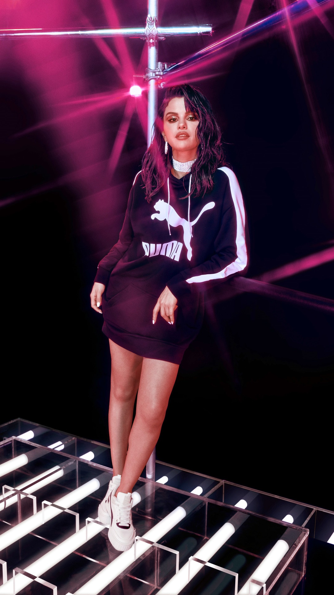 Selena Gomez in Puma hoodie dress HD Phone Wallpaper