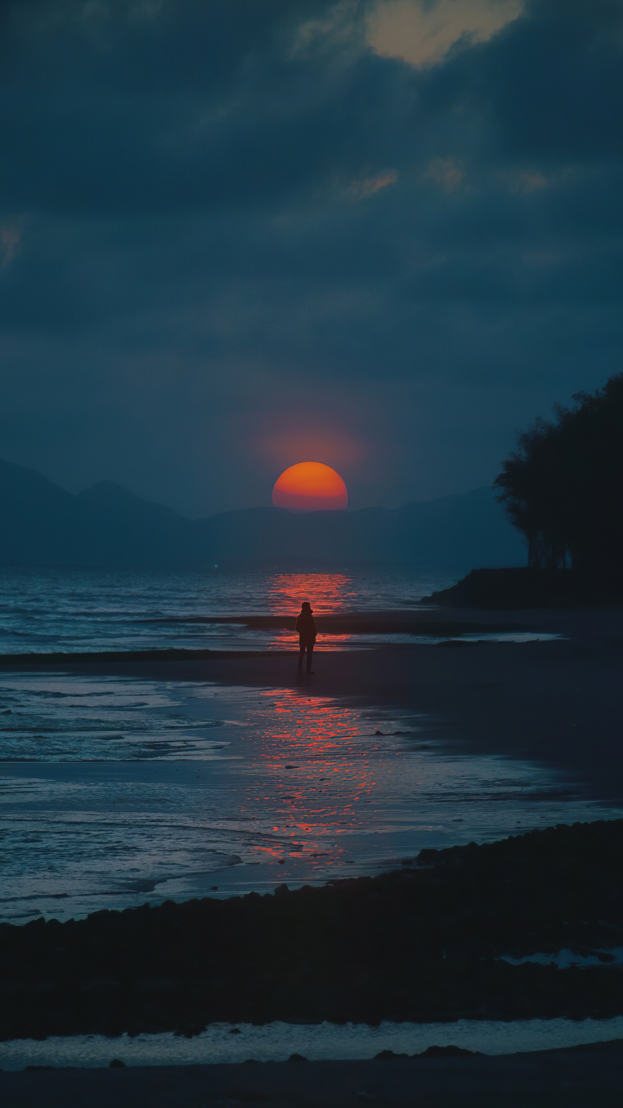 Person on beach at sunset HD Phone Wallpaper