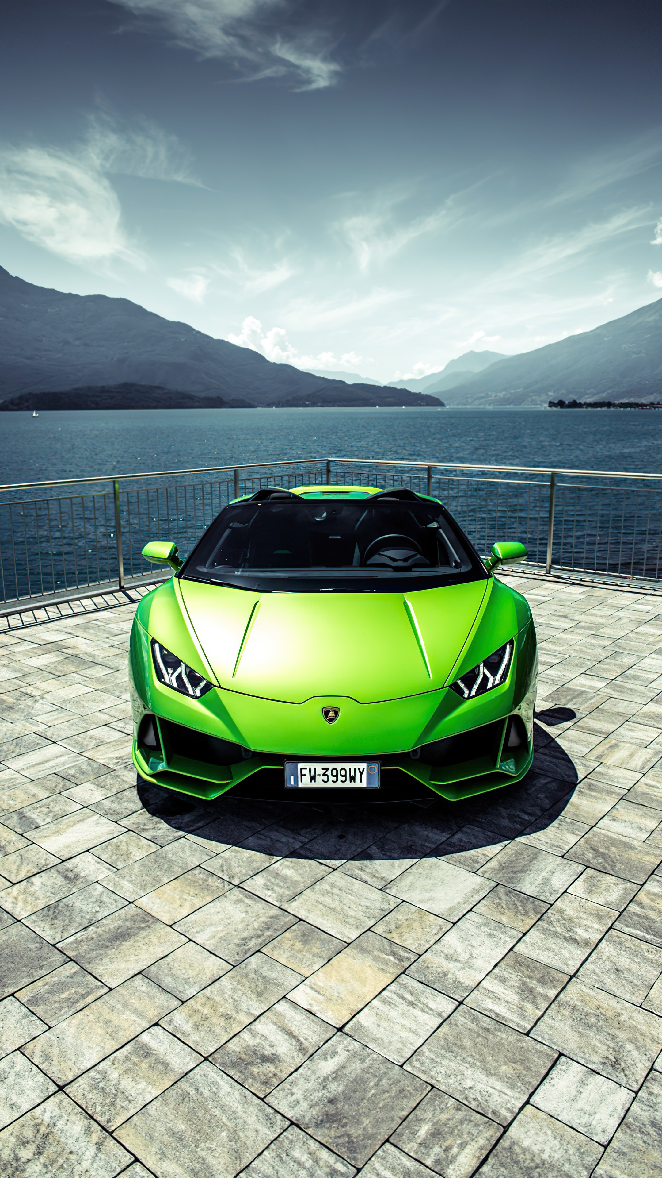 Green Lamborghini Huracan Evo Spyder 4K HD Phone Wallpaper