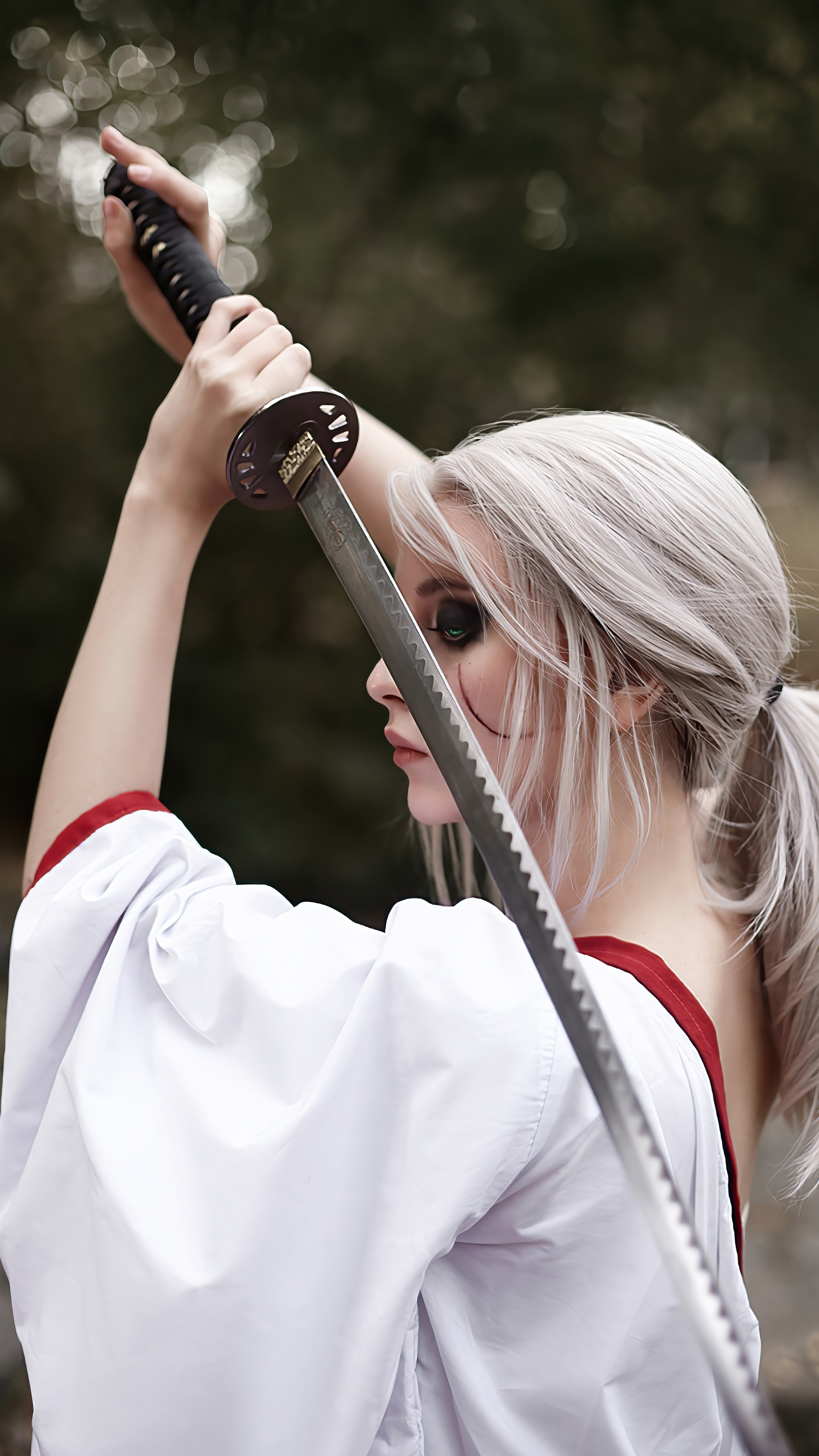 Ciri from The Witcher 3 holding a katana HD Phone Wallpaper