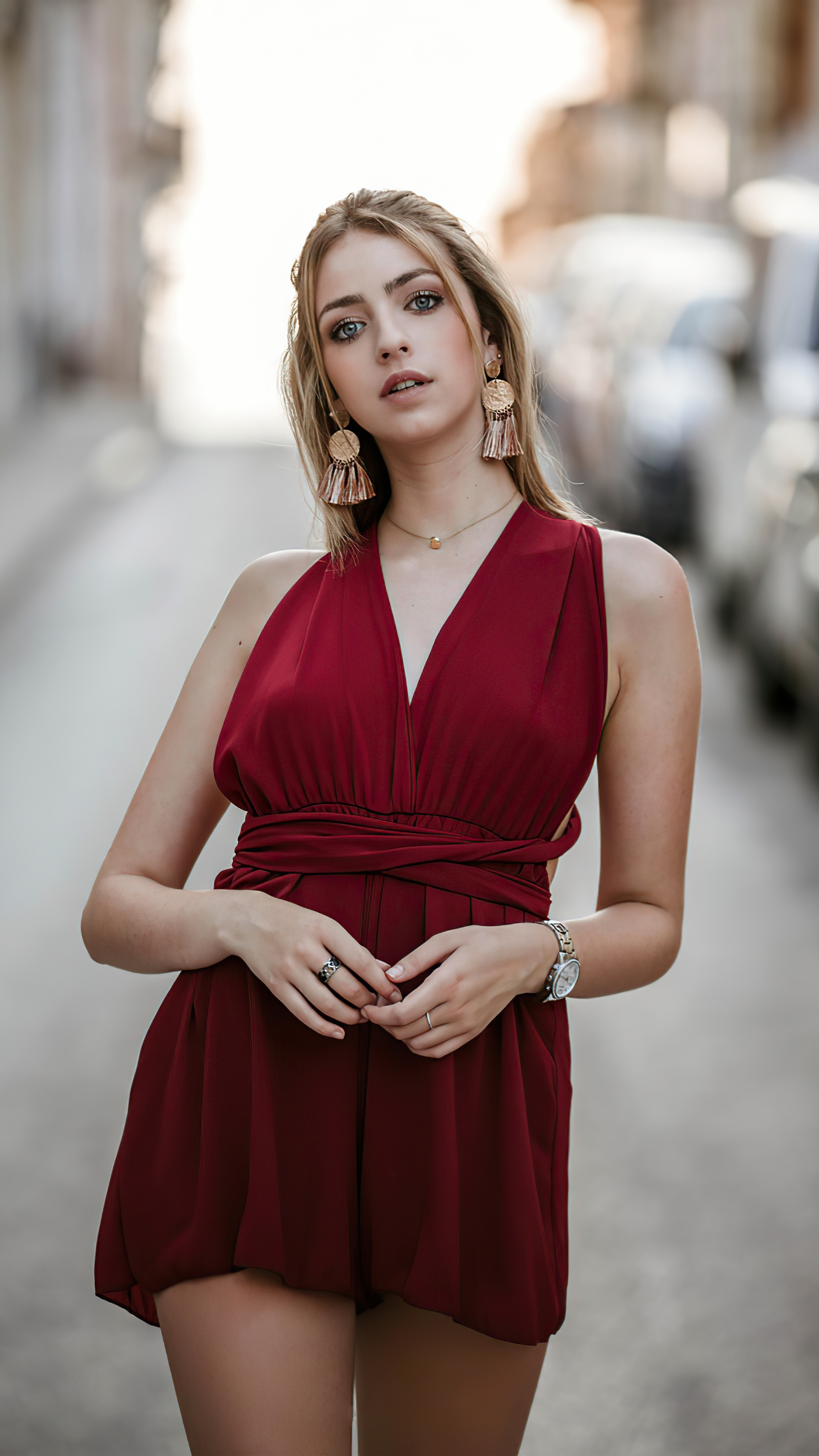 Woman in red dress with blonde hair HD Phone Wallpaper