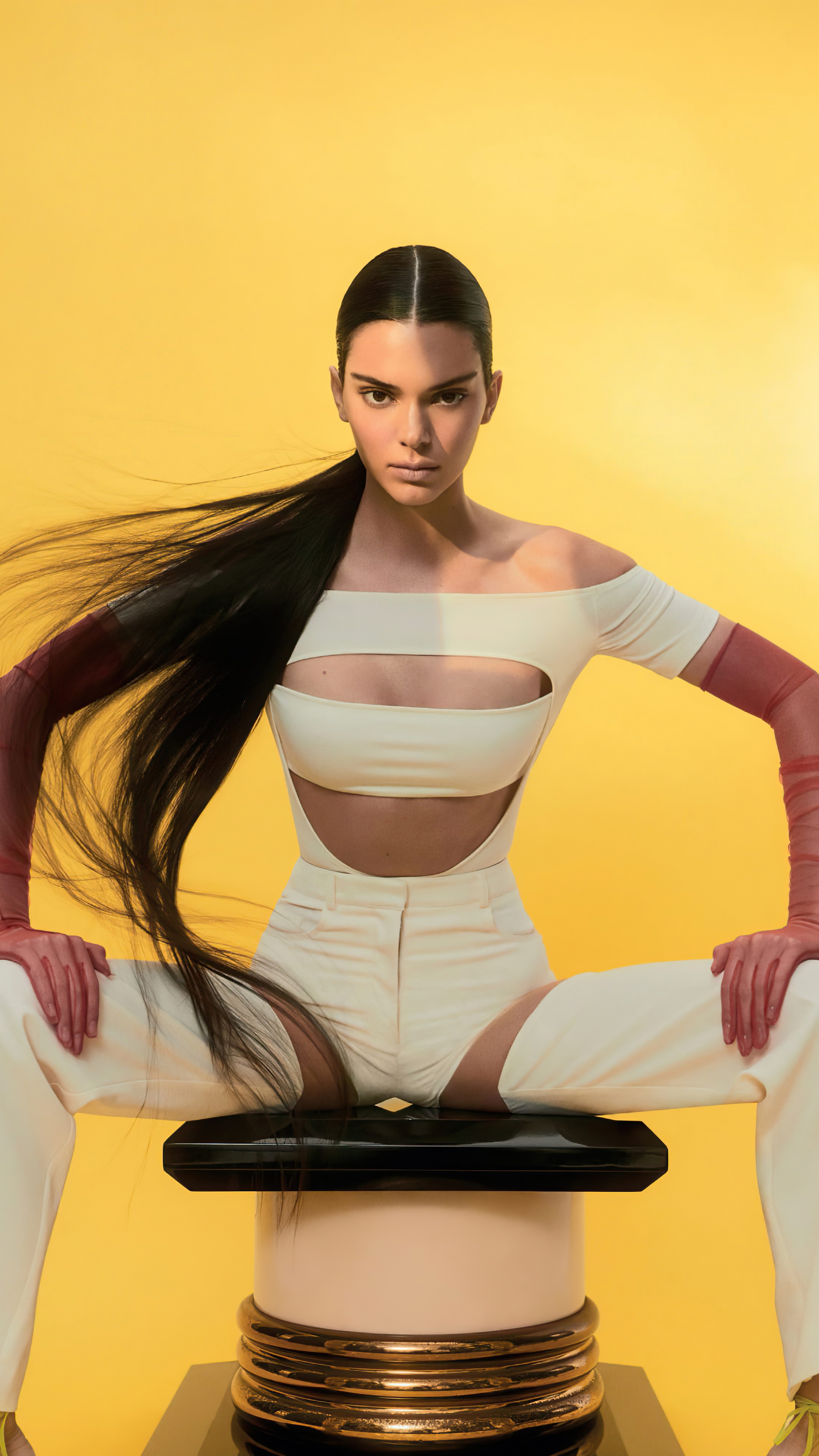 Kendall Jenner in a cutout outfit HD Phone Wallpaper