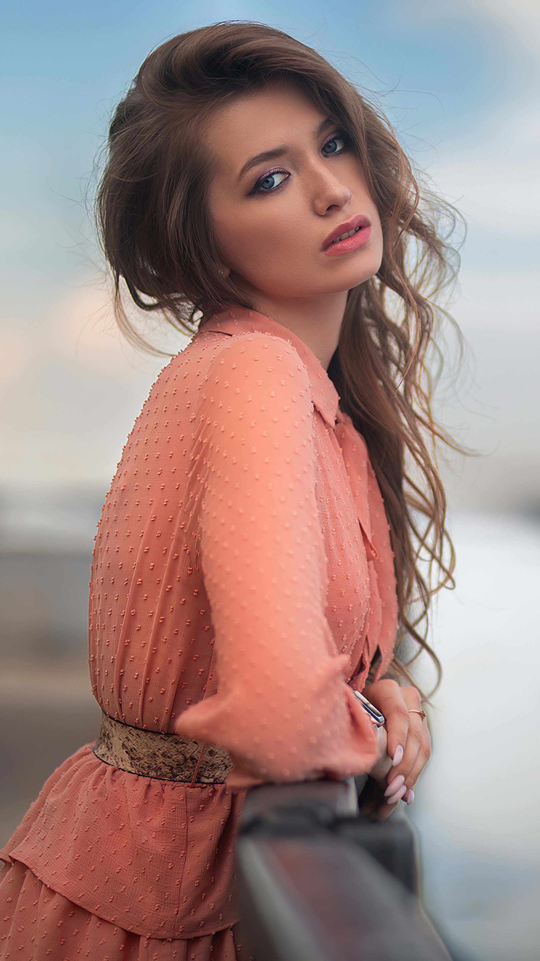 Brunette model in a pink dress HD Phone Wallpaper