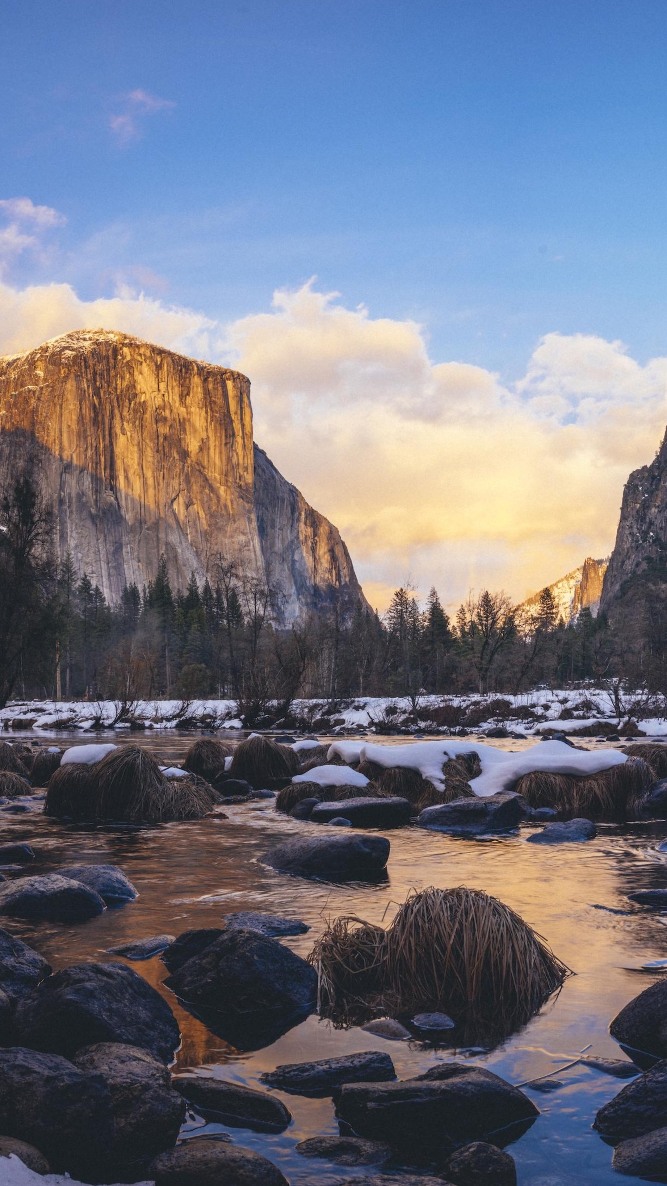 Yosemite Valley mountains and river at sunset 4K HD Phone Wallpaper