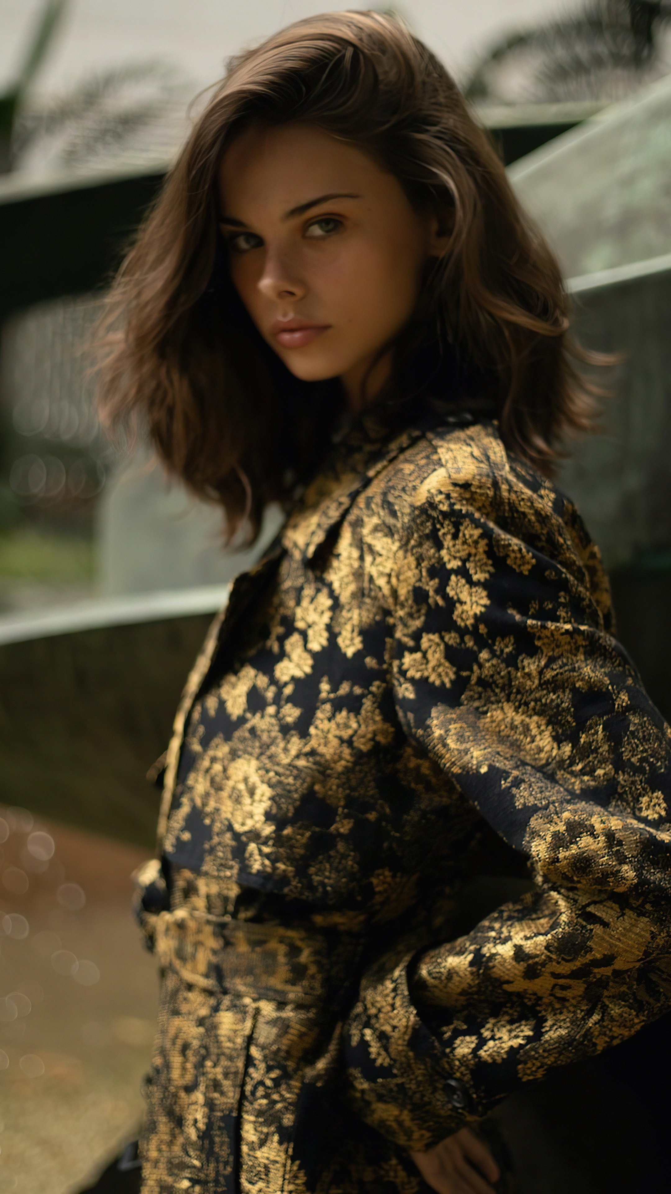 Meika Woollard in a patterned jacket HD Phone Wallpaper